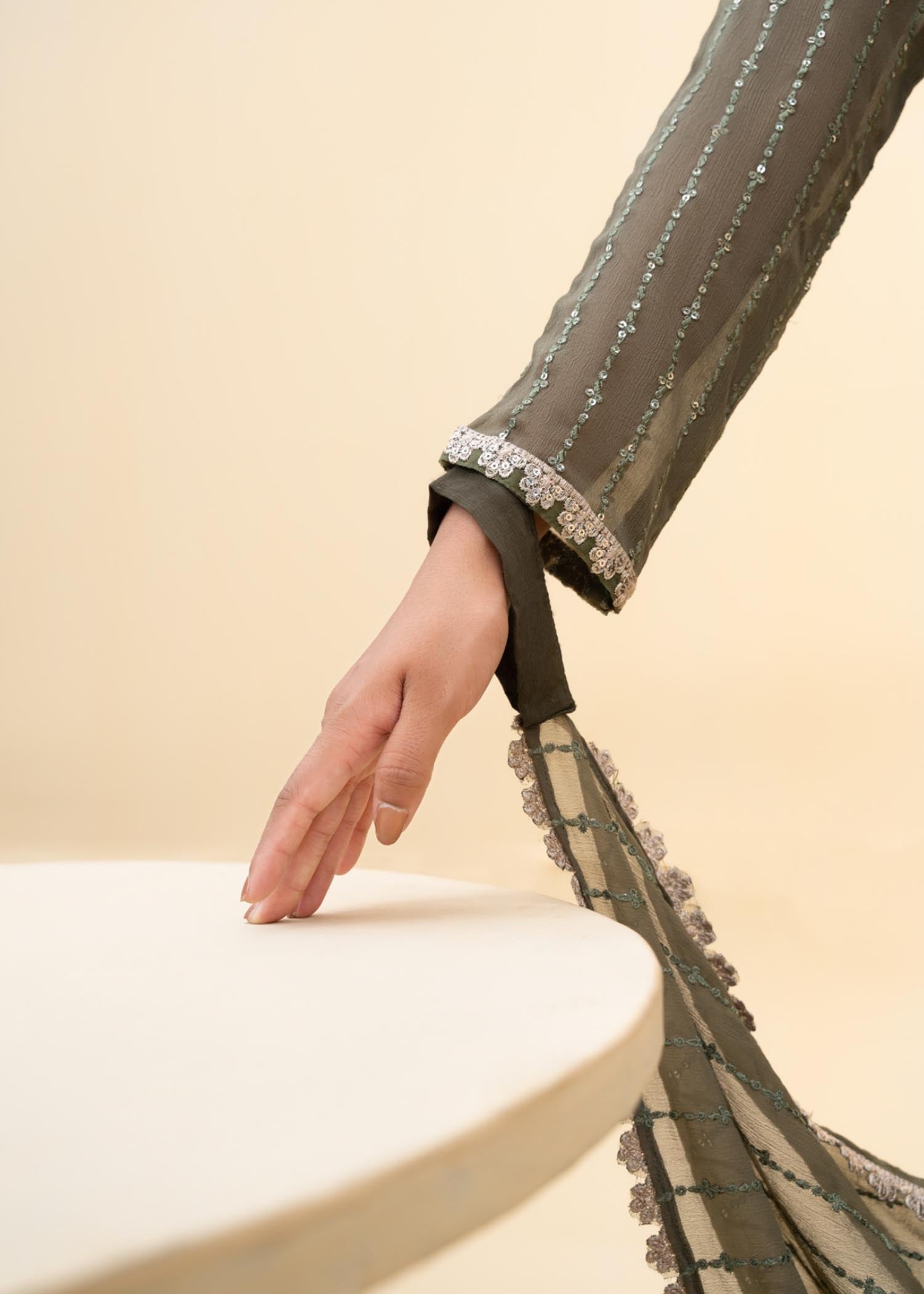 Mehndi Green Embroidered Chiffon Kurta Set (2-Piece) - Image 5