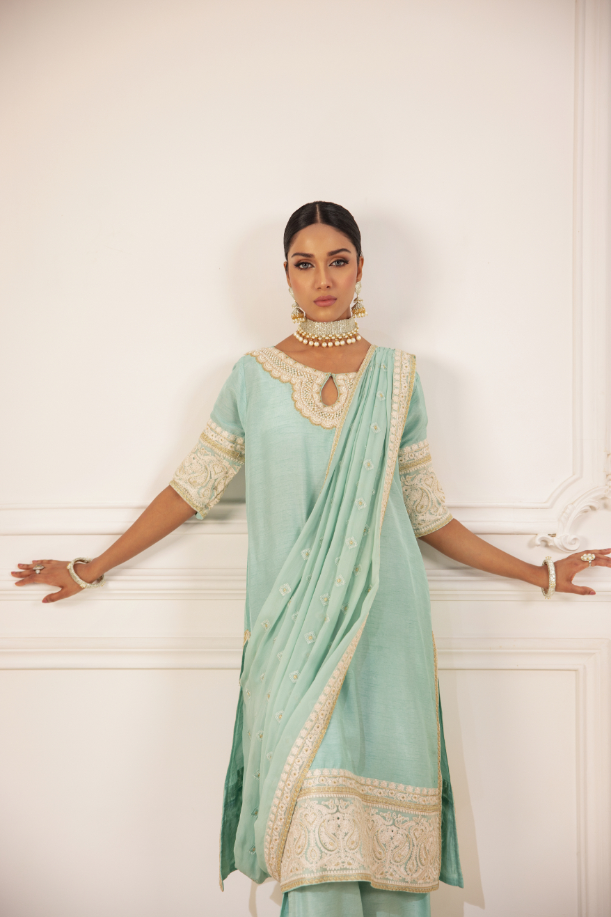 Mint Green Embroidered Chiffon & Silk Kurta Set (3-Piece) - Image 3