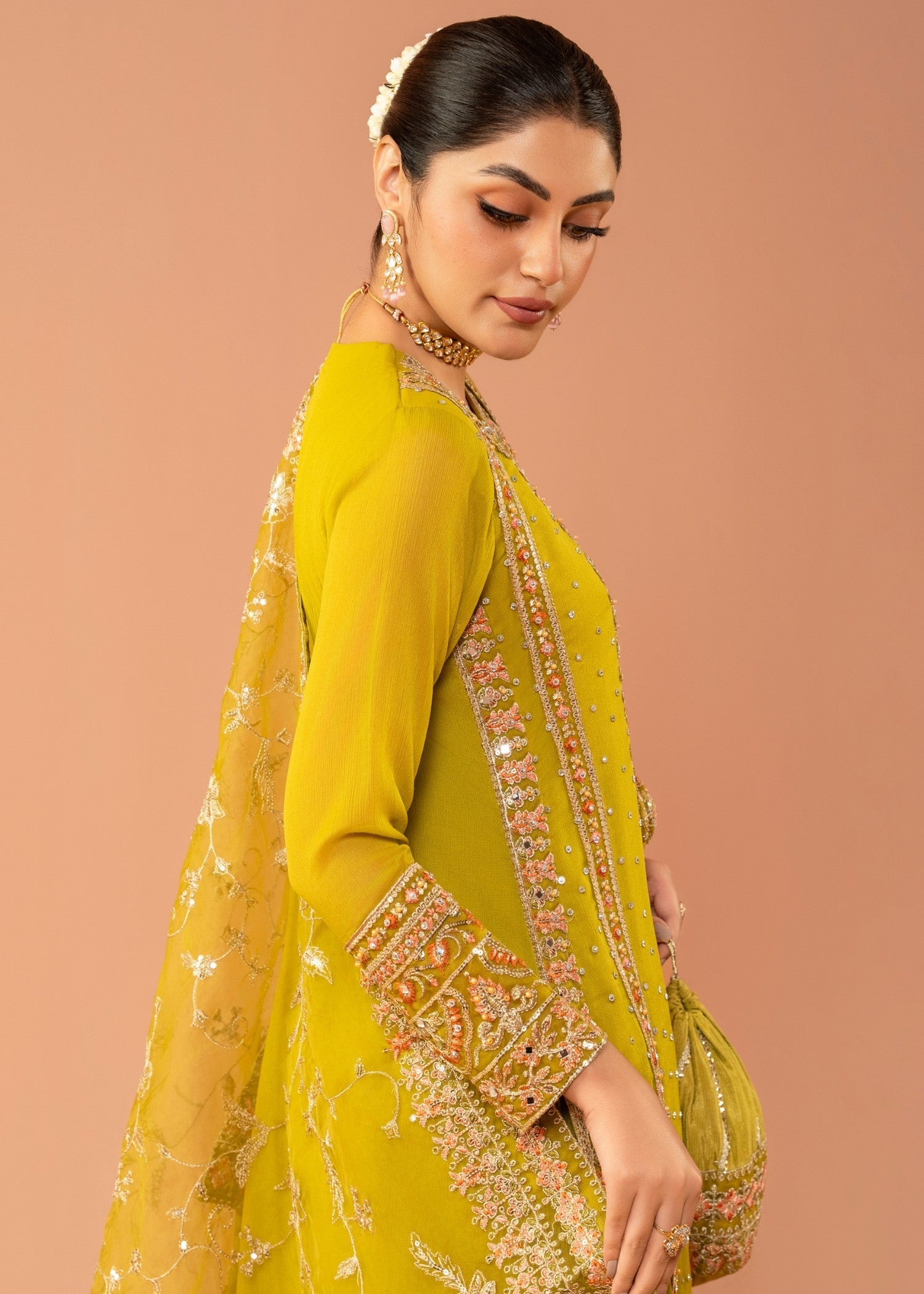 Pakistani Olive Green Embroidered Chiffon Kurta Set (3-Piece) - Image 4