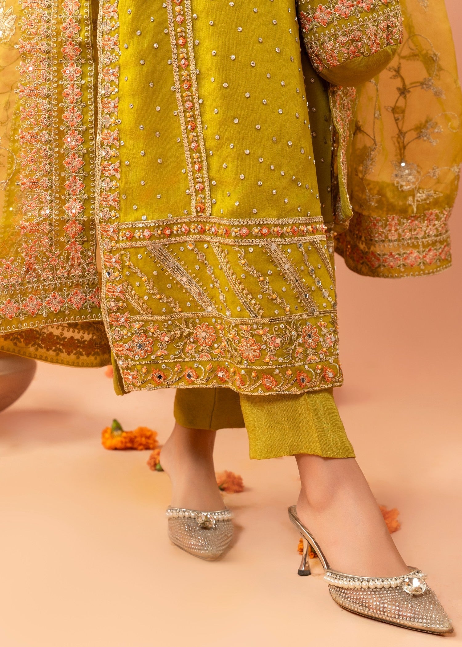 Pakistani Olive Green Embroidered Chiffon Kurta Set (3-Piece) - Image 8