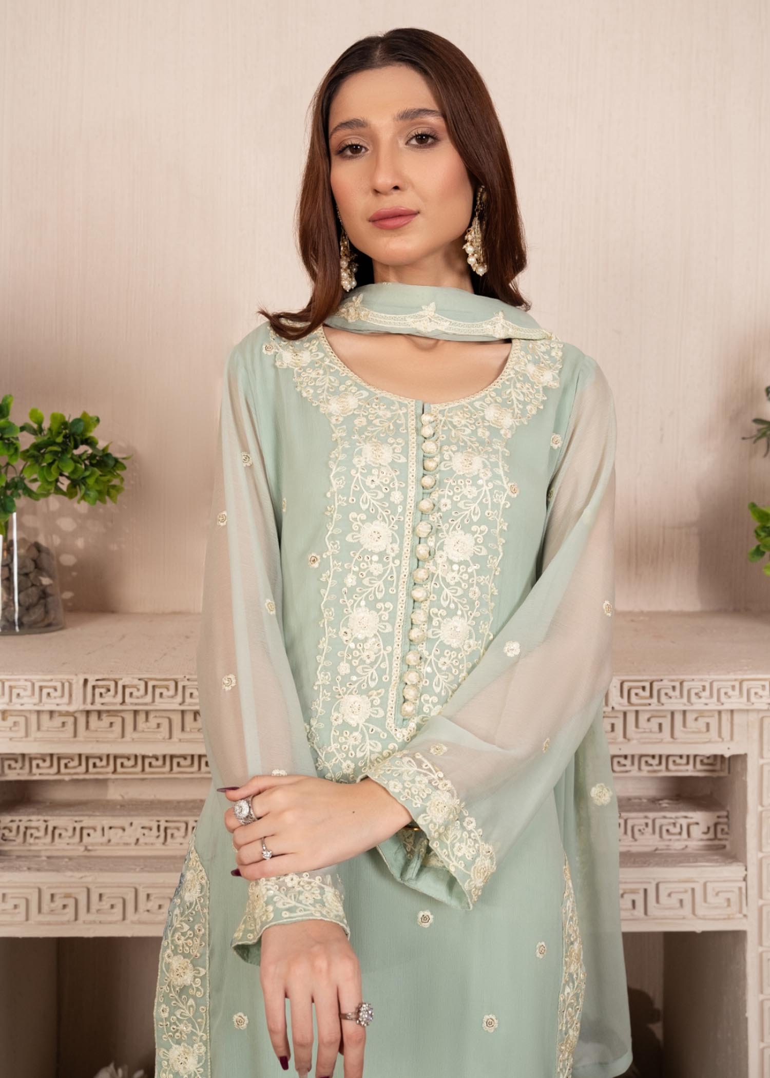 Mint Green Embroidered Chiffon Kurta Set (3-Piece) - Image 4