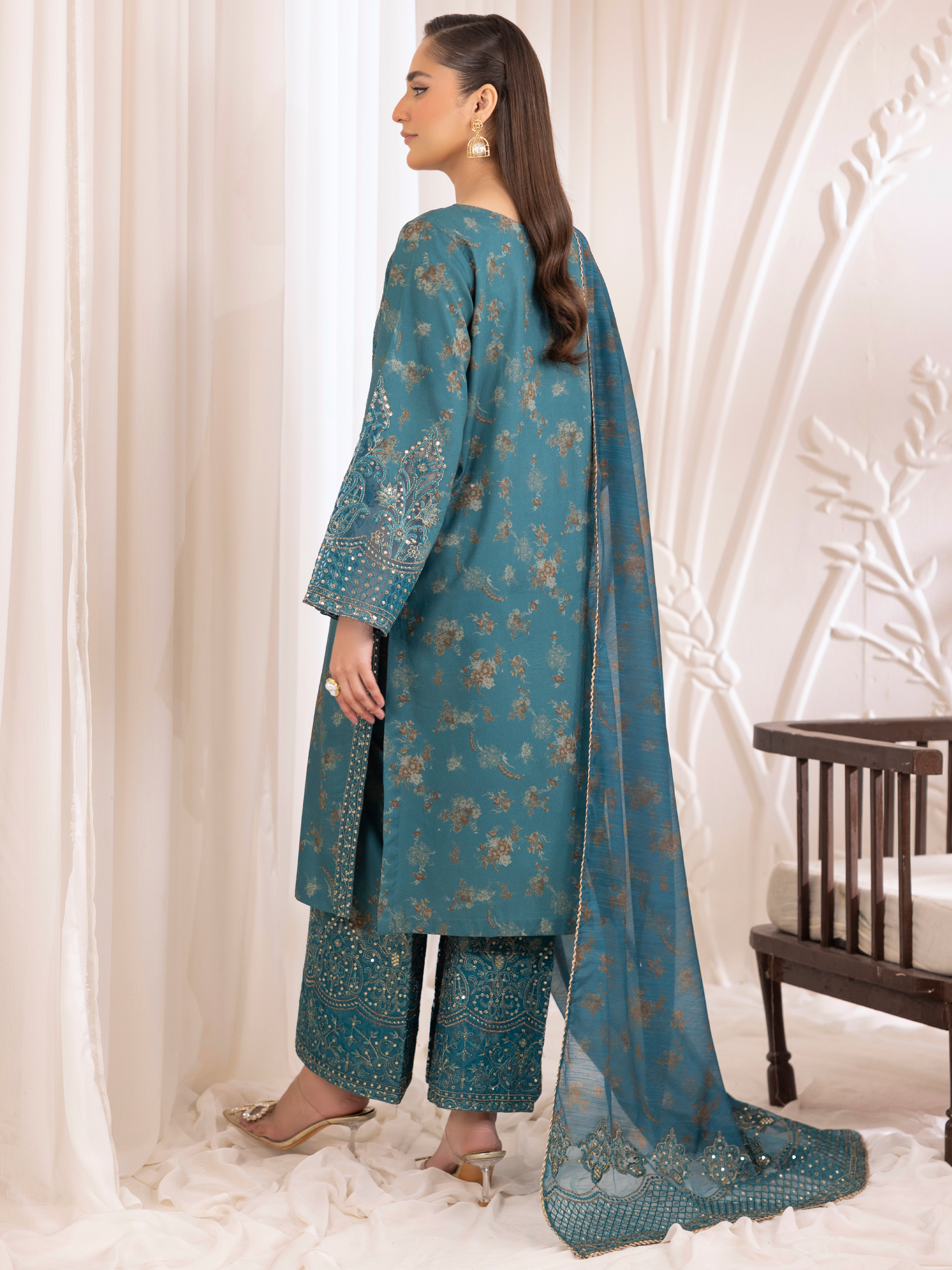 Pakistani Teal Embroidered Cotton Salwar Kameez (3-Piece) - Image 5