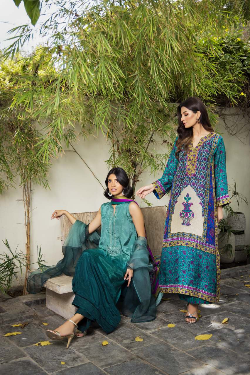 Green Ombre Embroidered Crepe Silk Salwar Kameez (3-Piece) - Image 7