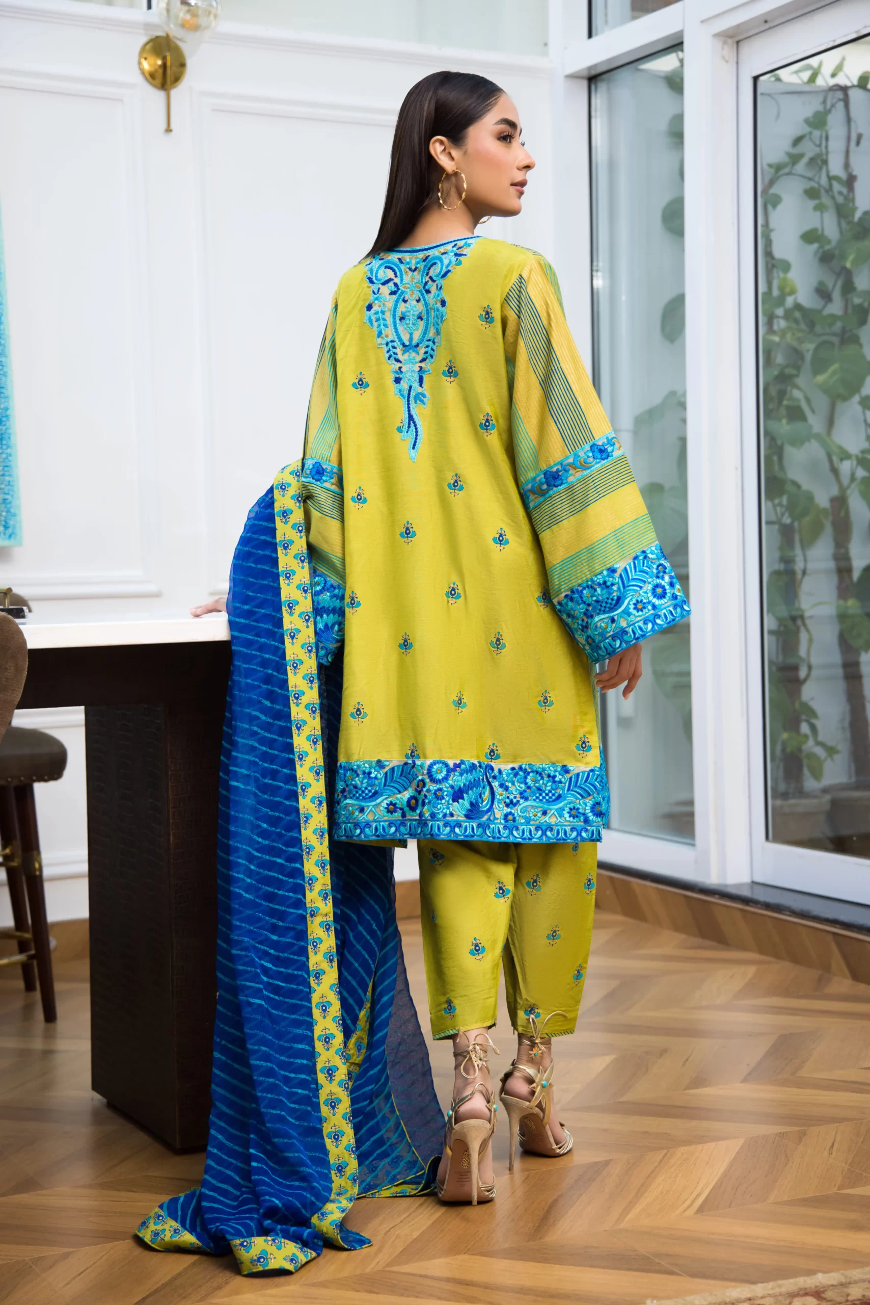 Green Embroidered Khaadi Silk Kurta Set (3-Piece) - Image 4