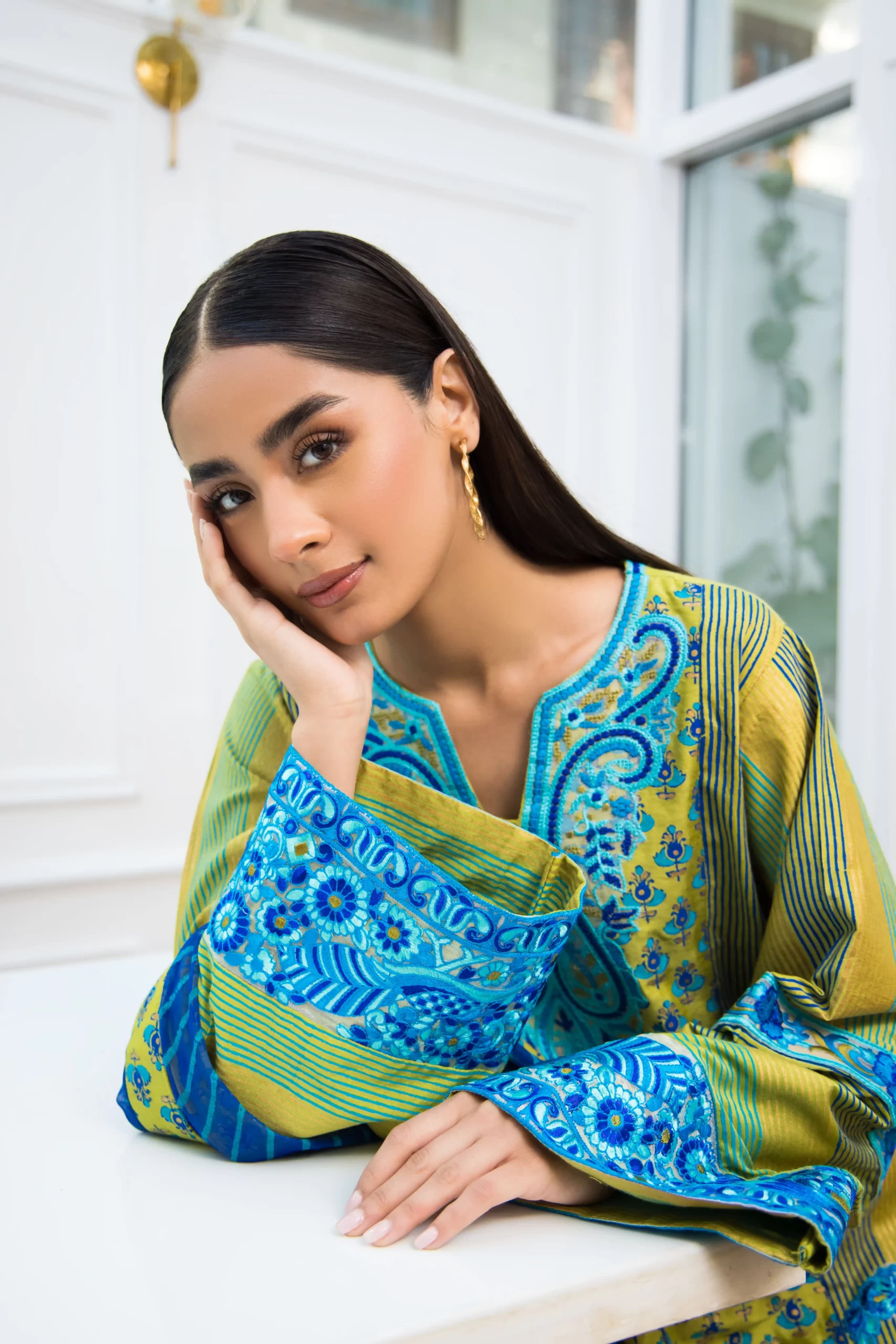 Green Embroidered Khaadi Silk Kurta Set (3-Piece) - Image 5