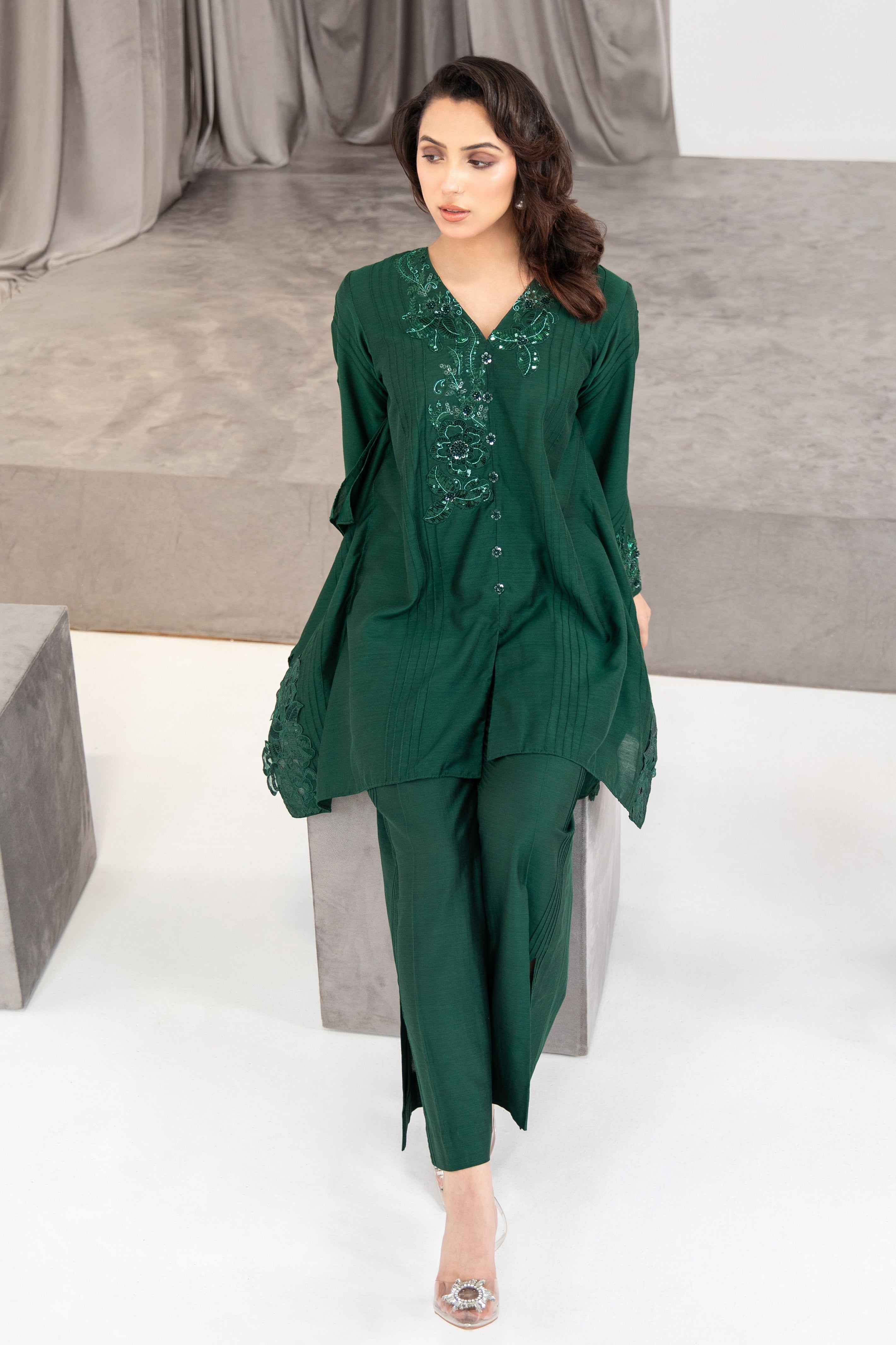 Forest Green Beaded Khaddi Cotton Tunic (2-Piece) - Image 3