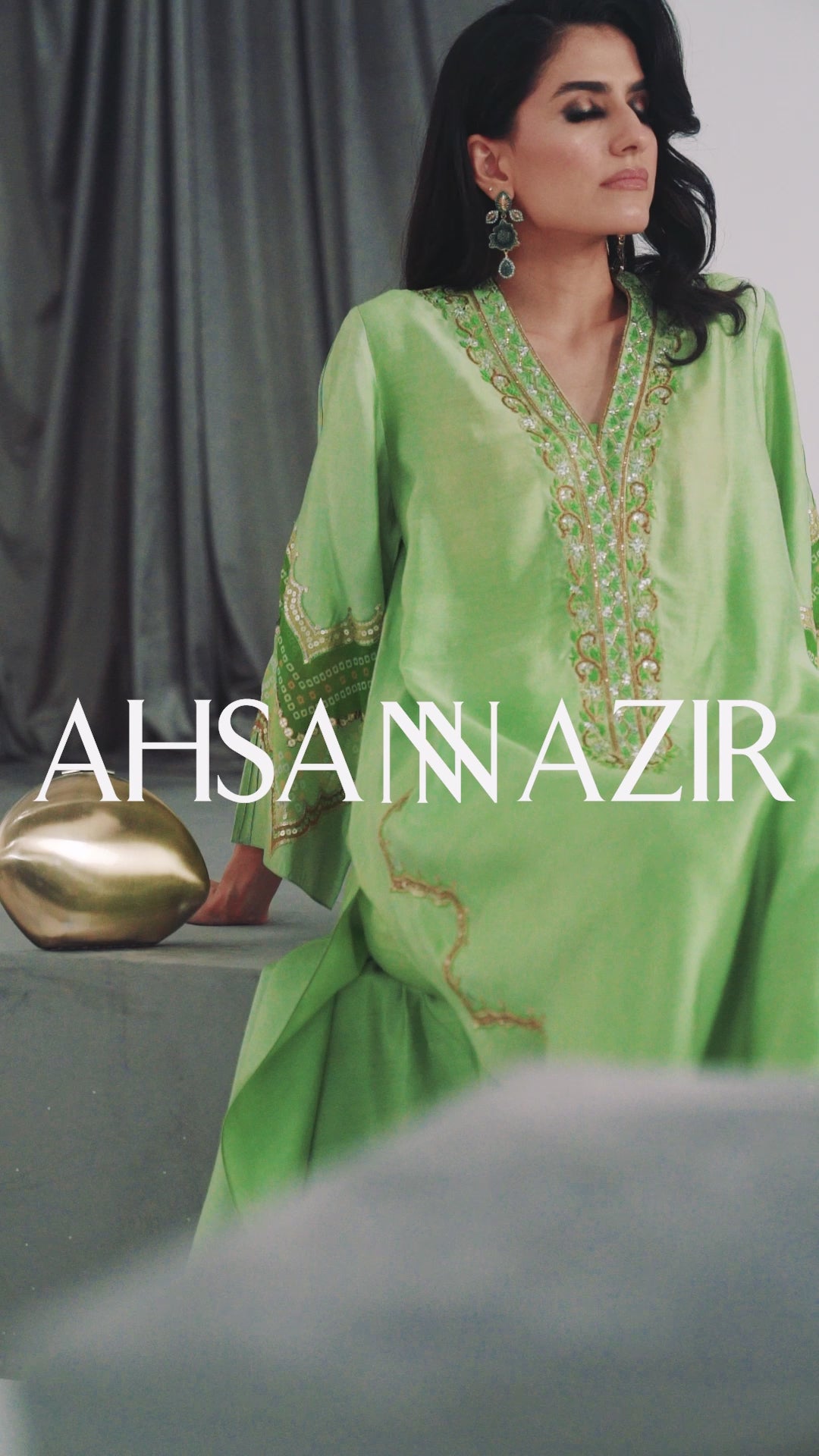 Pakistani Soft Green Embroidered Khadi Silk Tunic Set (2-Piece) - Image 6