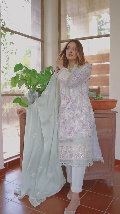 Pastel Green Chikankari Lawn Salwar Kameez (3-Piece) - Image 9