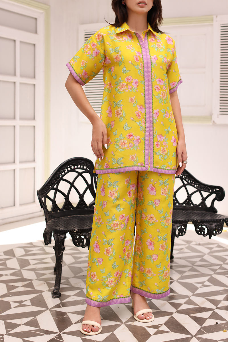 Pakistani Kiwi Green Digital Print Lawn Salwar Kameez (2-Piece) - Image 1