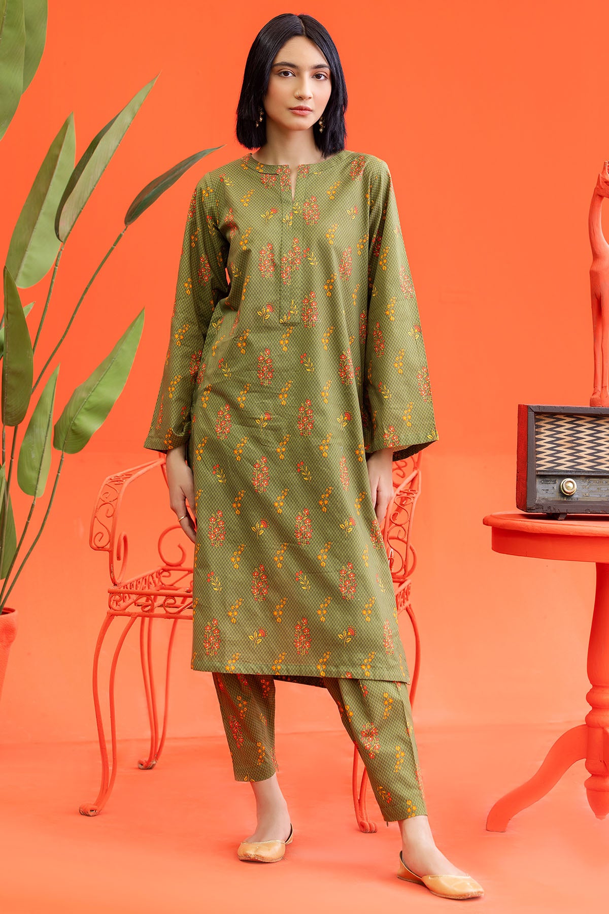 Pakistani Olive Green Digital Printed Lawn Salwar Kameez (2-Piece) - Image 1