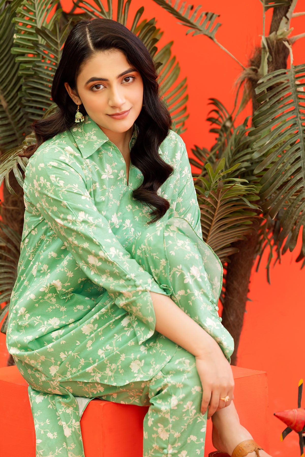 Mint Green Digital Printed Lawn Salwar Kameez (2-Piece) - Image 4