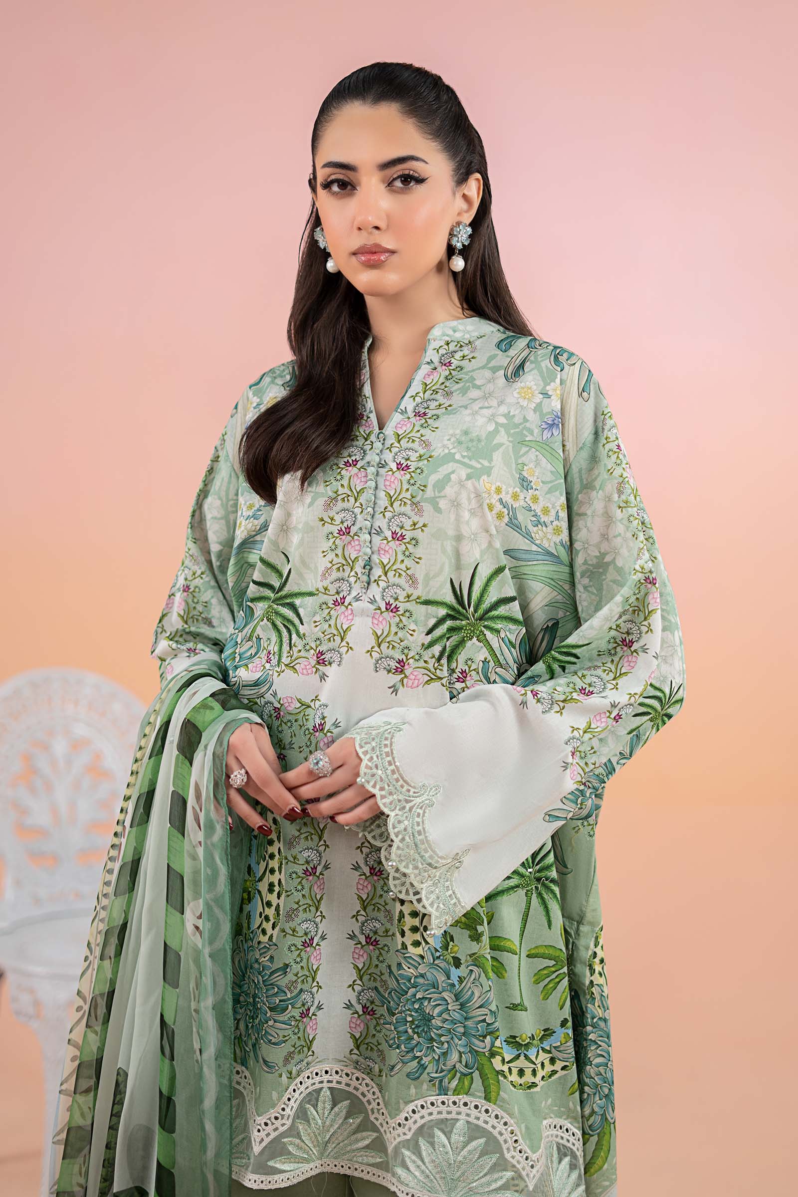 Pakistani Green Printed Lawn Salwar Kameez (3-Piece) - Image 2