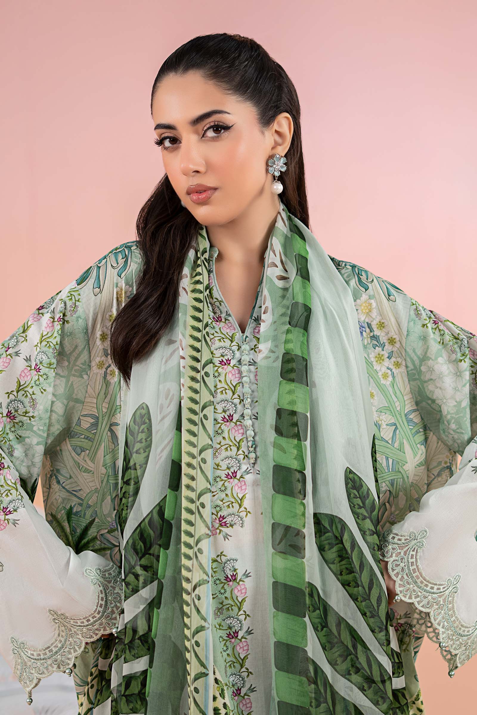 Pakistani Green Printed Lawn Salwar Kameez (3-Piece) - Image 3