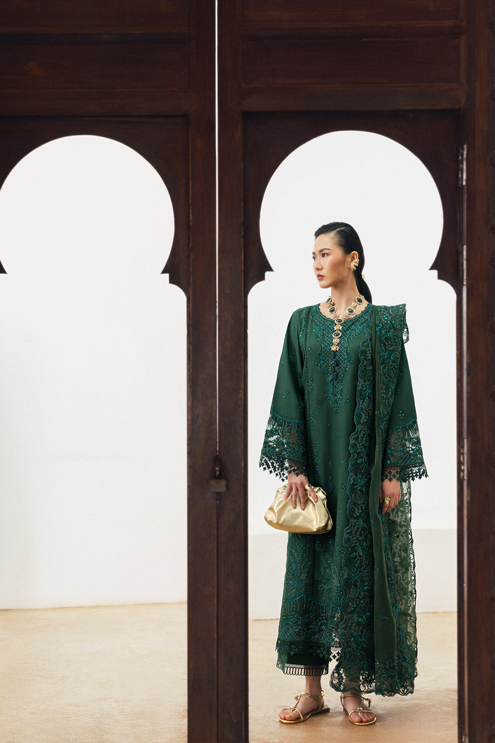 Pakistani Emerald Green Embroidered Lawn & Organza Salwar Kameez (3-Piece) - Image 2