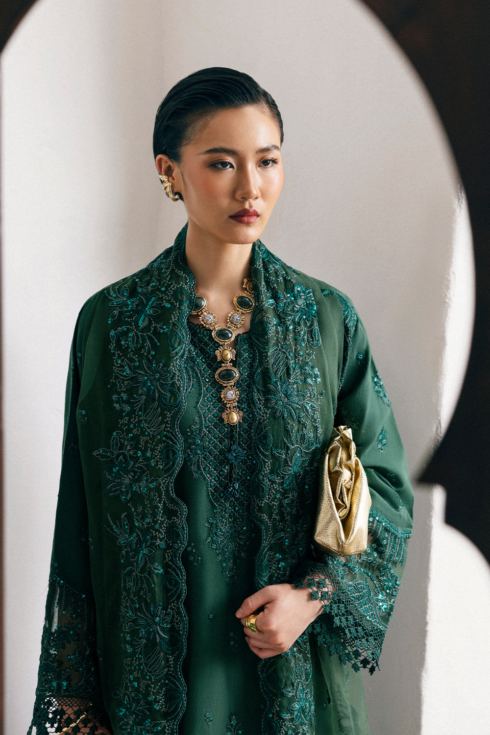 Pakistani Emerald Green Embroidered Lawn & Organza Salwar Kameez (3-Piece) - Image 5