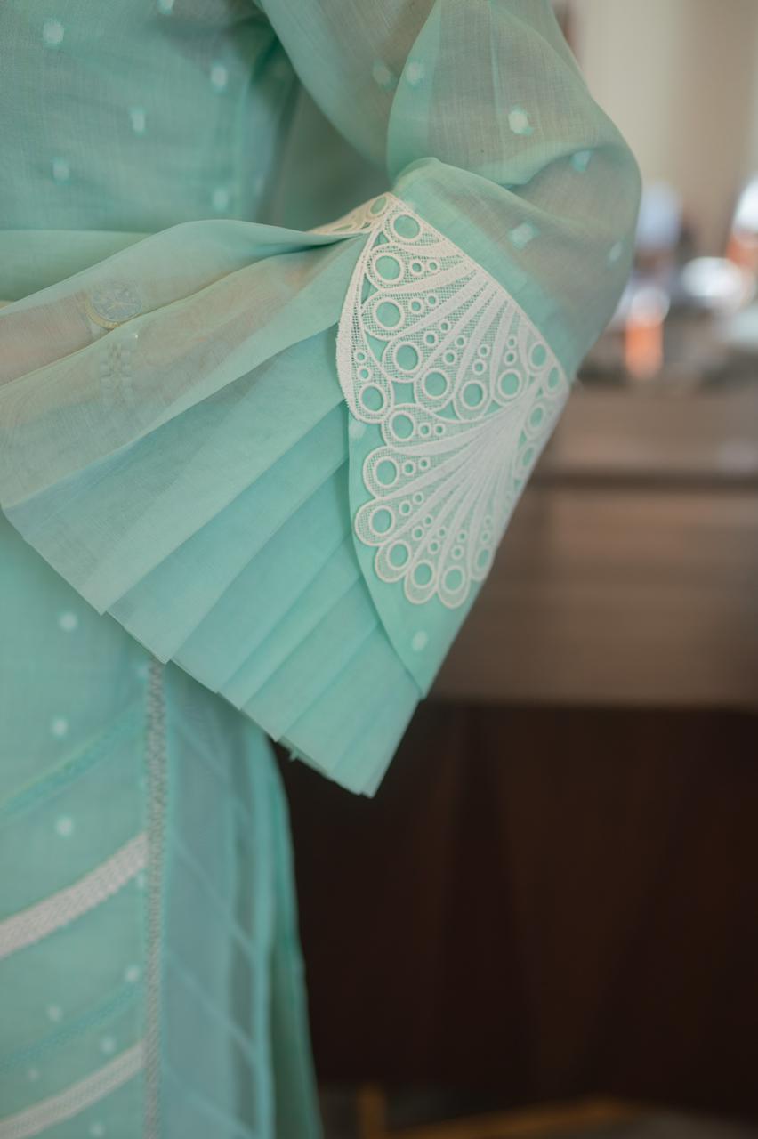 Pakistani Pastel Green Embroidered Lawn & Organza Salwar Kameez (4-Piece) - Image 4