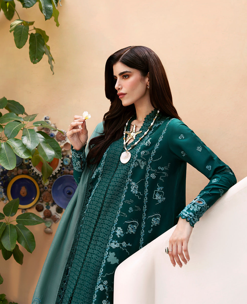 Pakistani Green Schiffli Embroidered Lawn Salwar Kameez (3-Piece) - Image 8