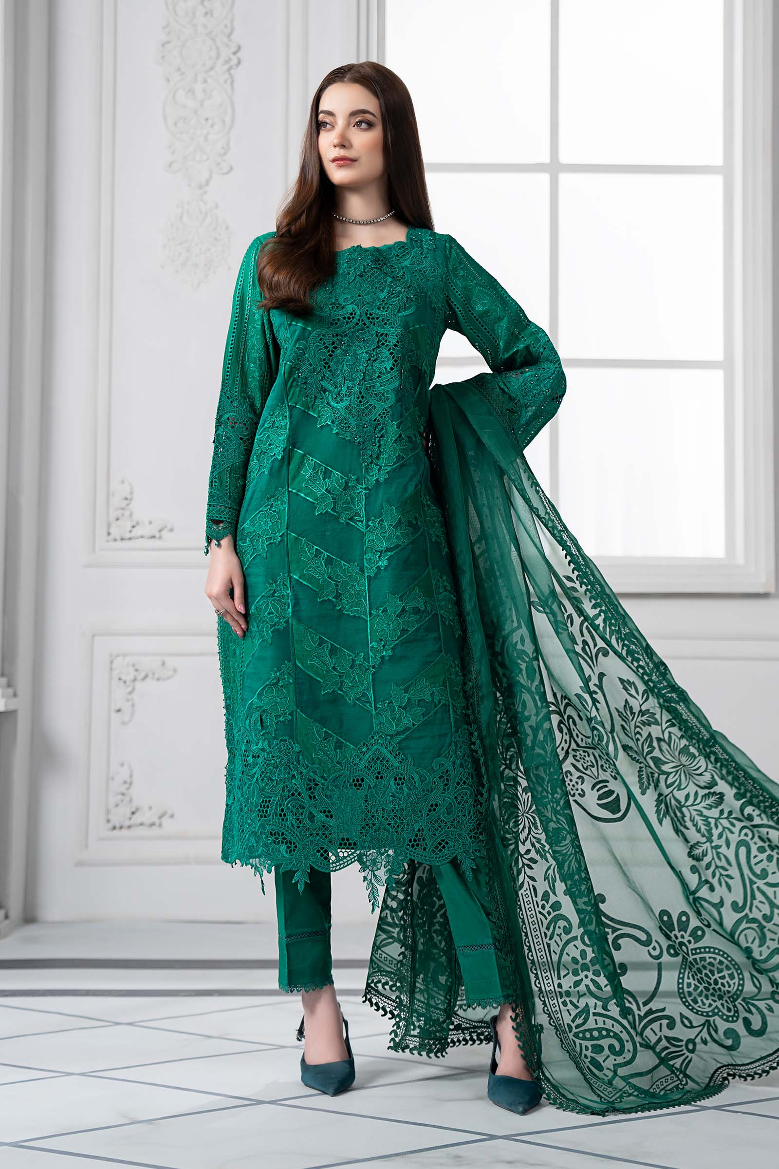 Emerald Green Embroidered Lawn 3-Piece Suit - Image 2