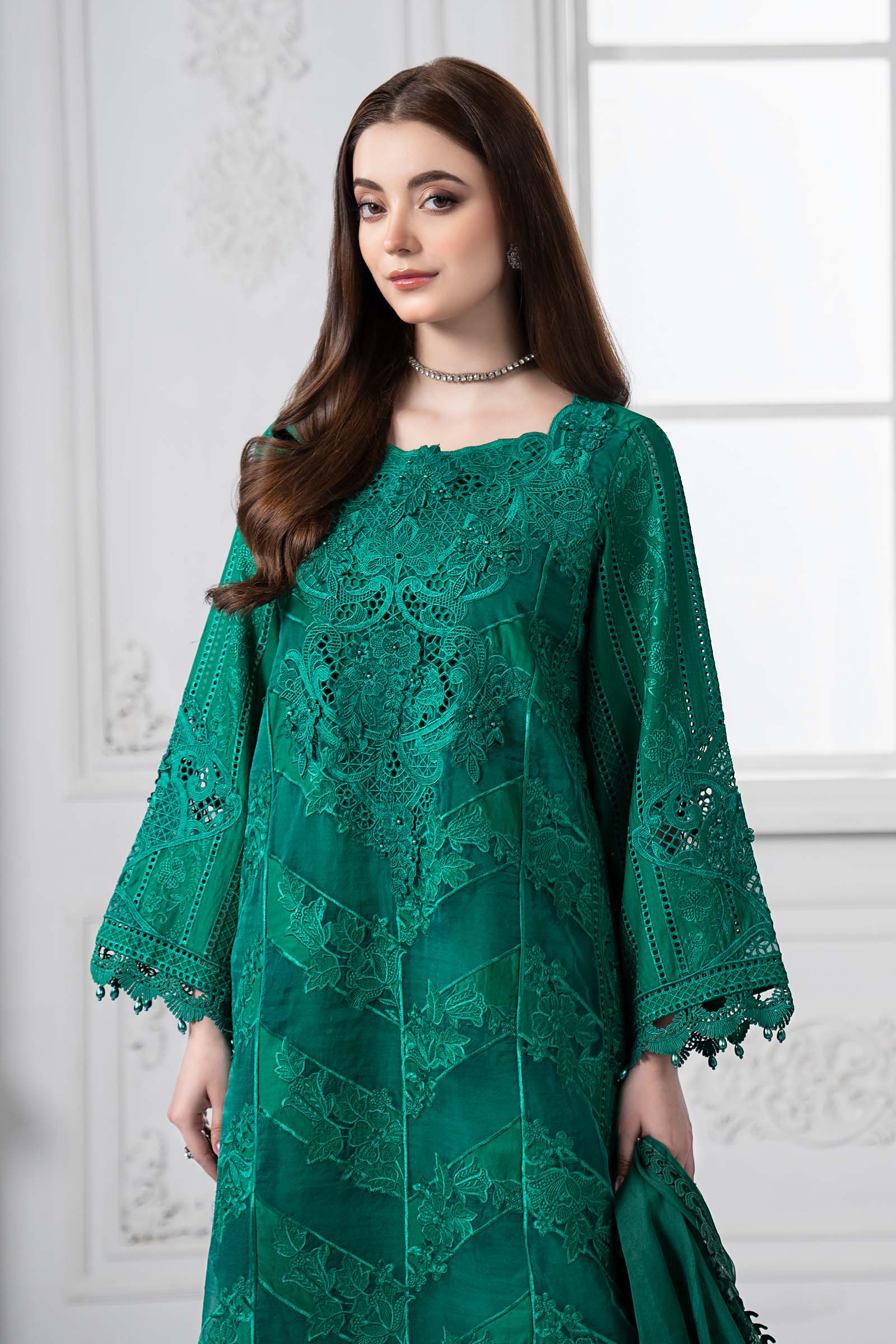 Emerald Green Embroidered Lawn 3-Piece Suit - Image 3
