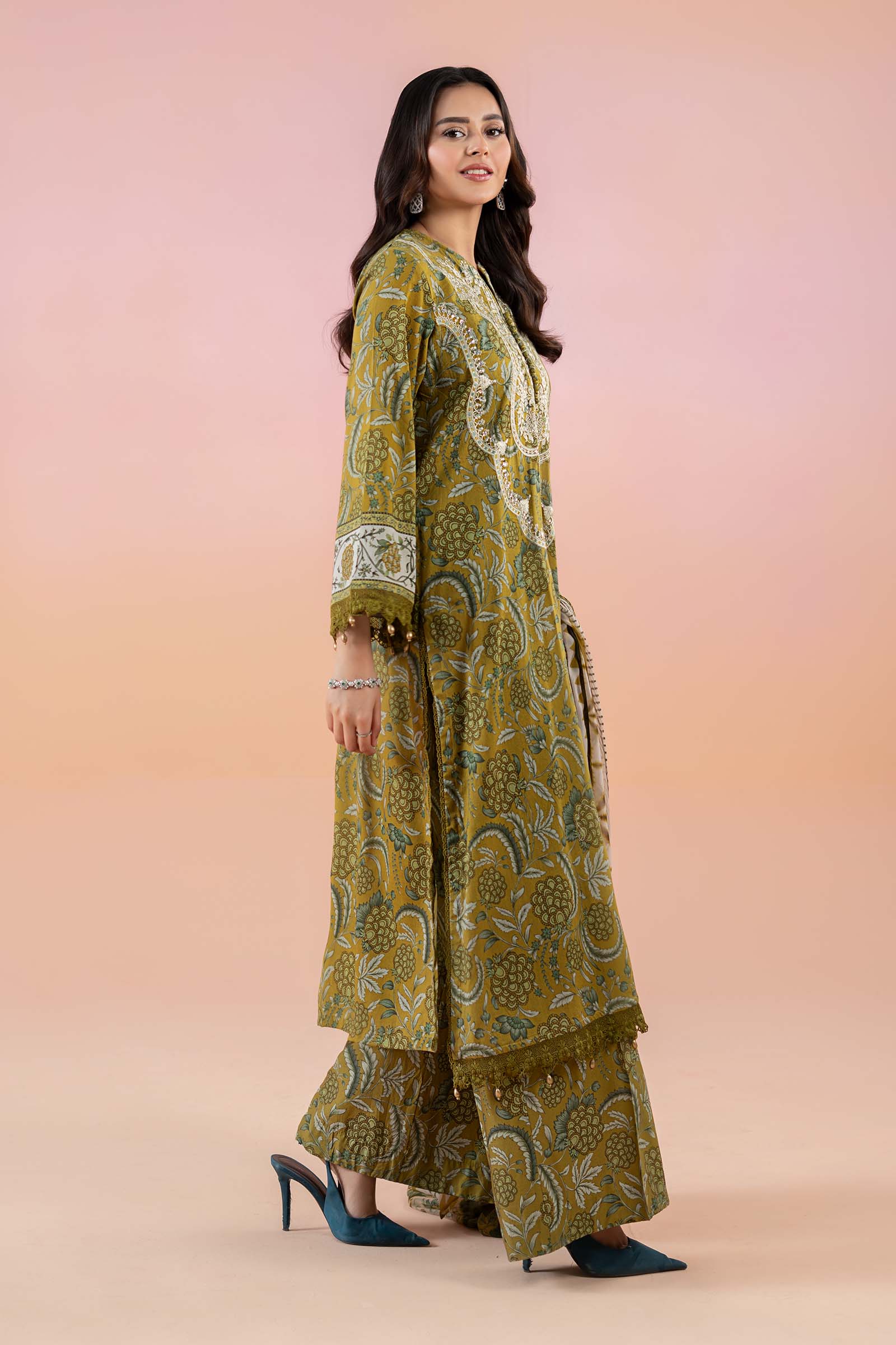 Pakistani Mustard Green Embroidered Lawn 3-Piece Suit - Image 7