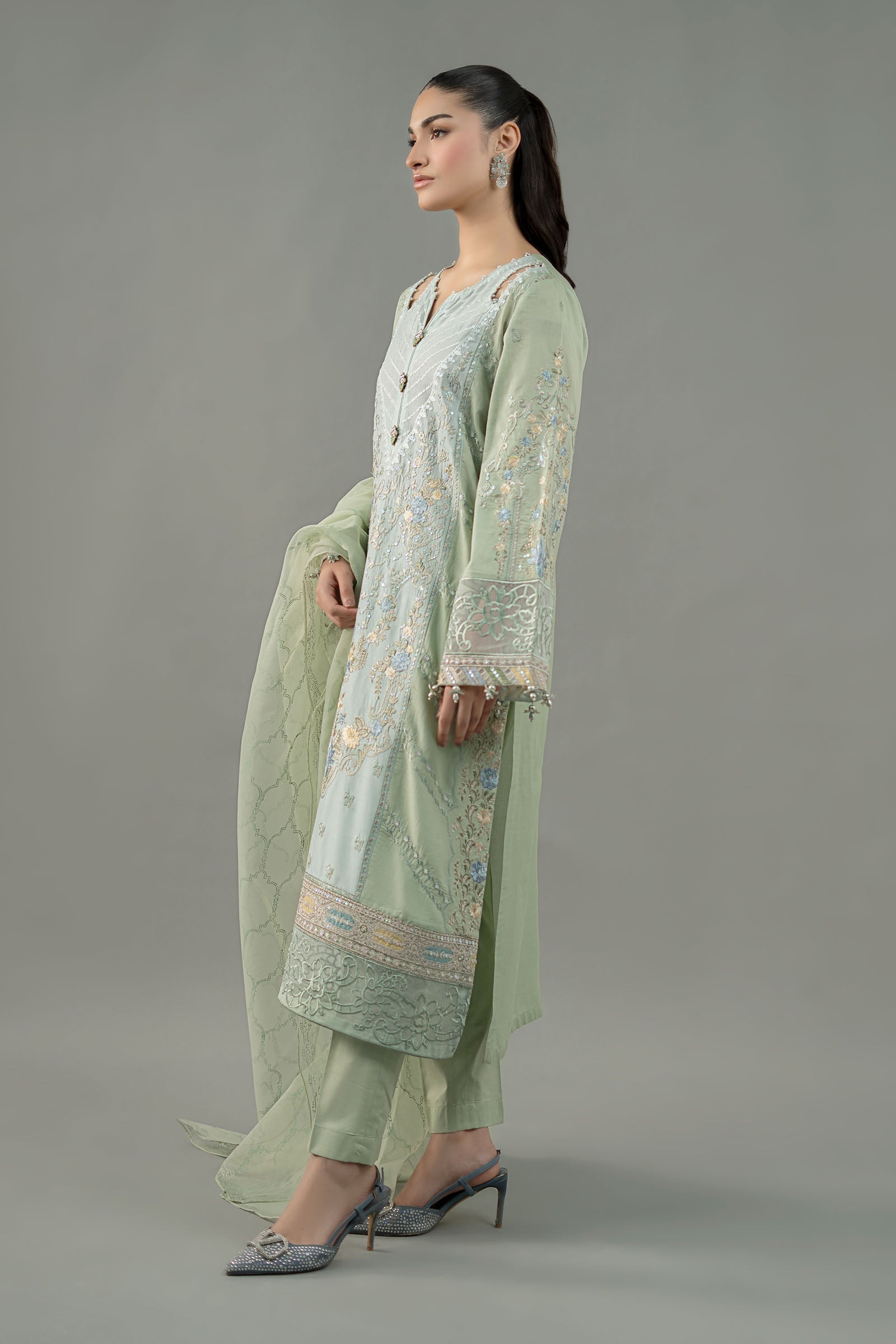 Pakistani Green Embroidered Lawn & Organza Salwar Kameez (3-Piece) - Image 4