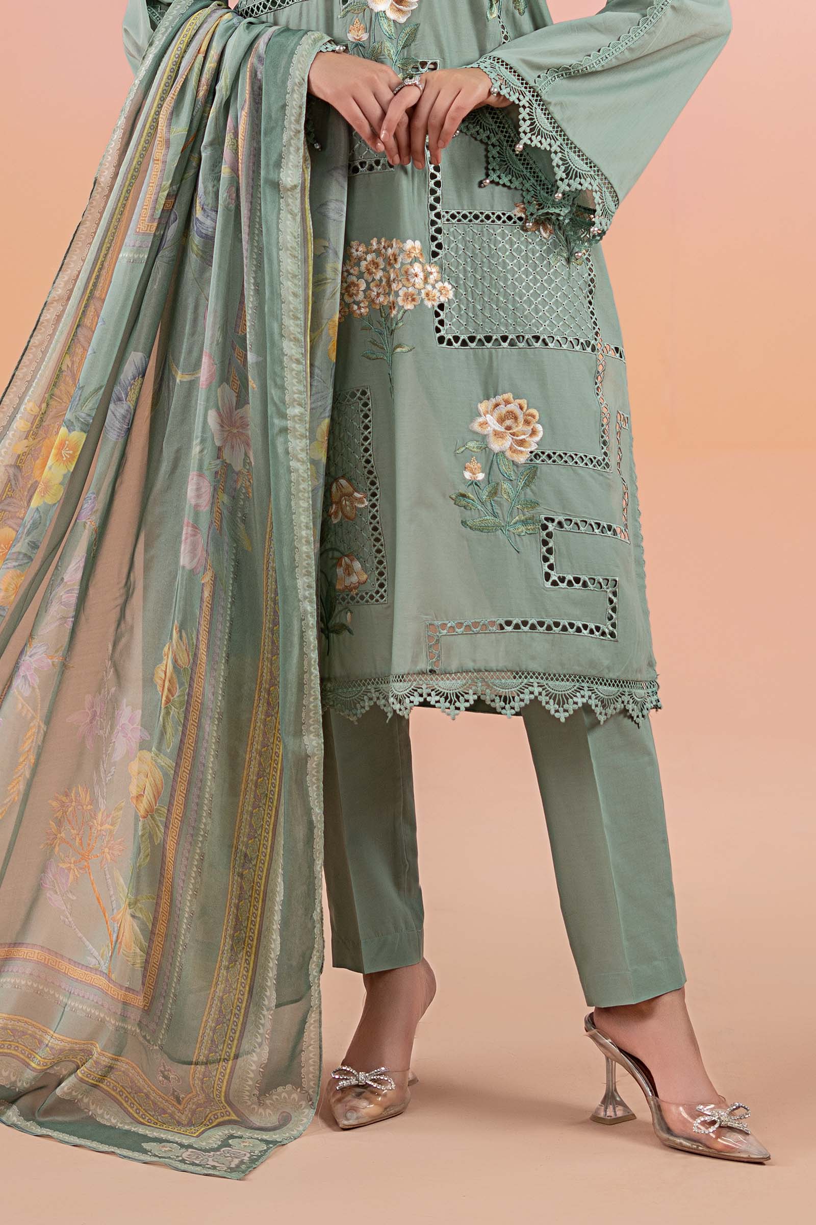Pakistani Sea Green Embroidered Lawn 3-Piece Suit - Image 5
