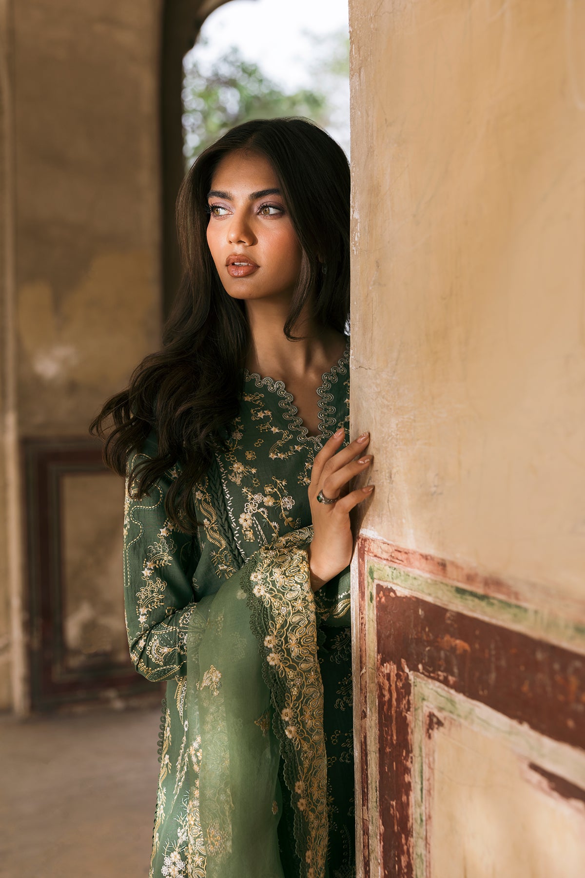 Pakistani Green Embroidered Lawn & Organza Salwar Kameez (3-Piece) - Image 3