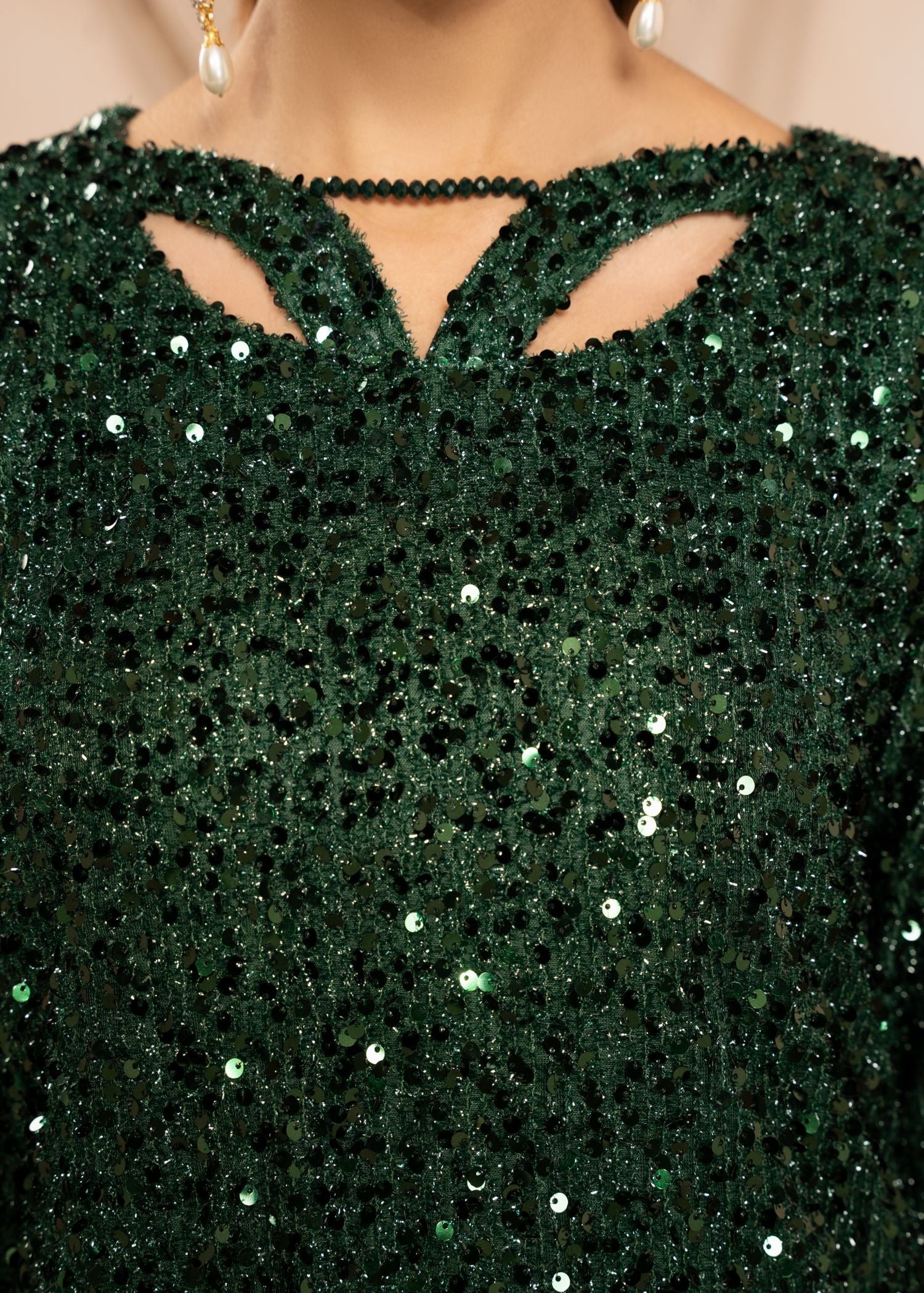 Bottle Green Sequin Embroidered Net Kurta Set (3-Piece) - Image 4