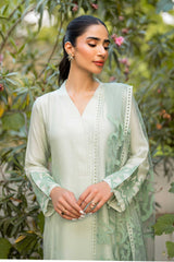Pakistani Mint Green Appliqué Organza Salwar Kameez (3-Piece) - Image 2