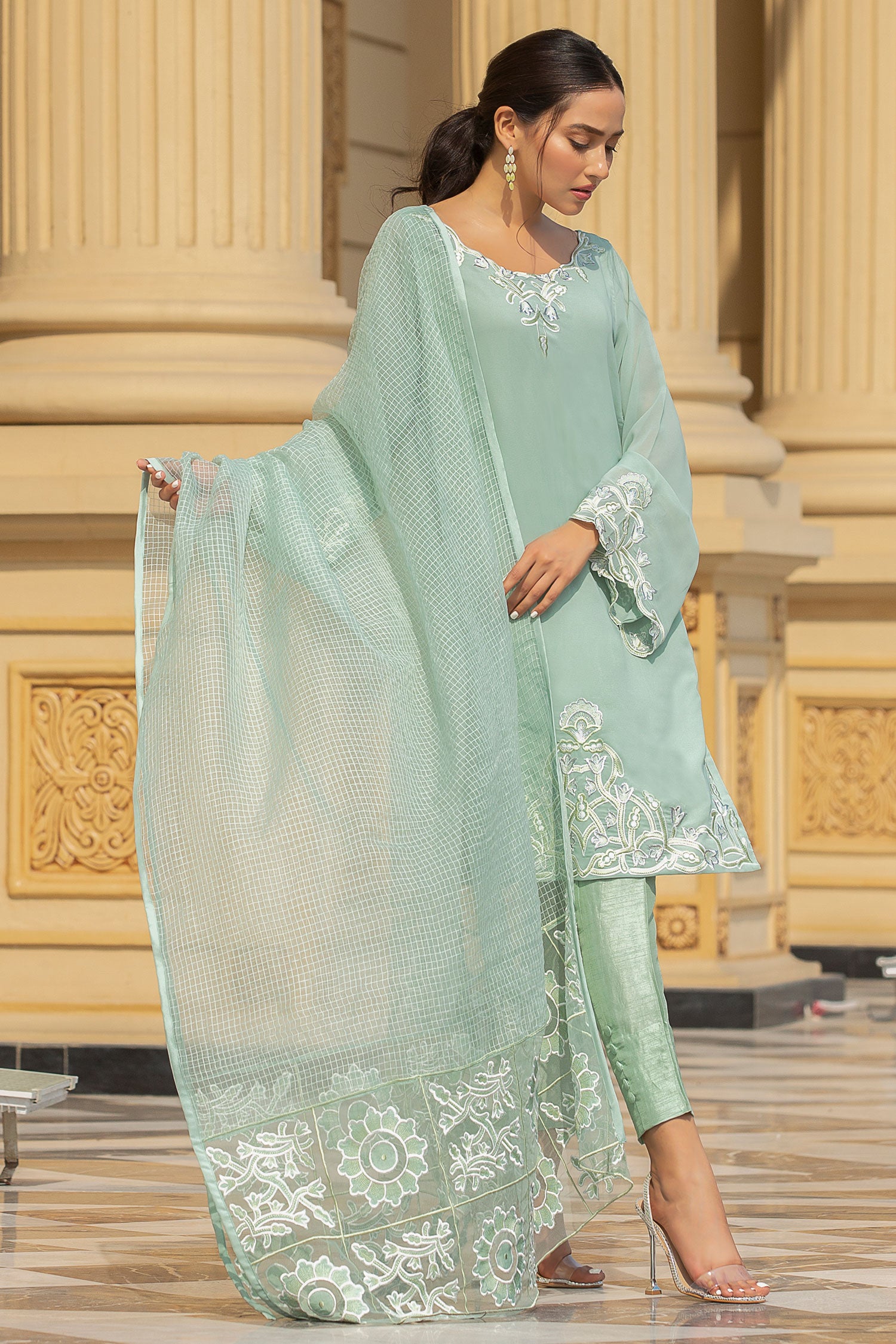 Pakistani Pastel Green Embroidered Straight Shirt (3-Piece) - Image 3