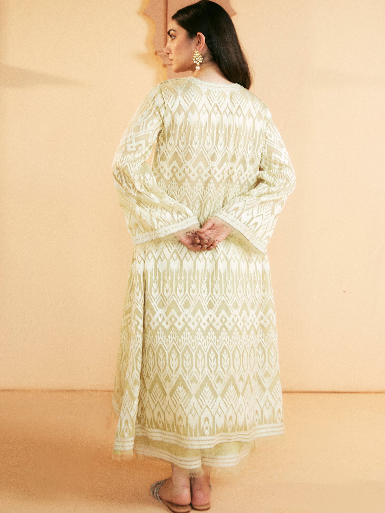 Sorbet Lime Resham Embroidered Organza Kurta (2-Piece) - Image 3