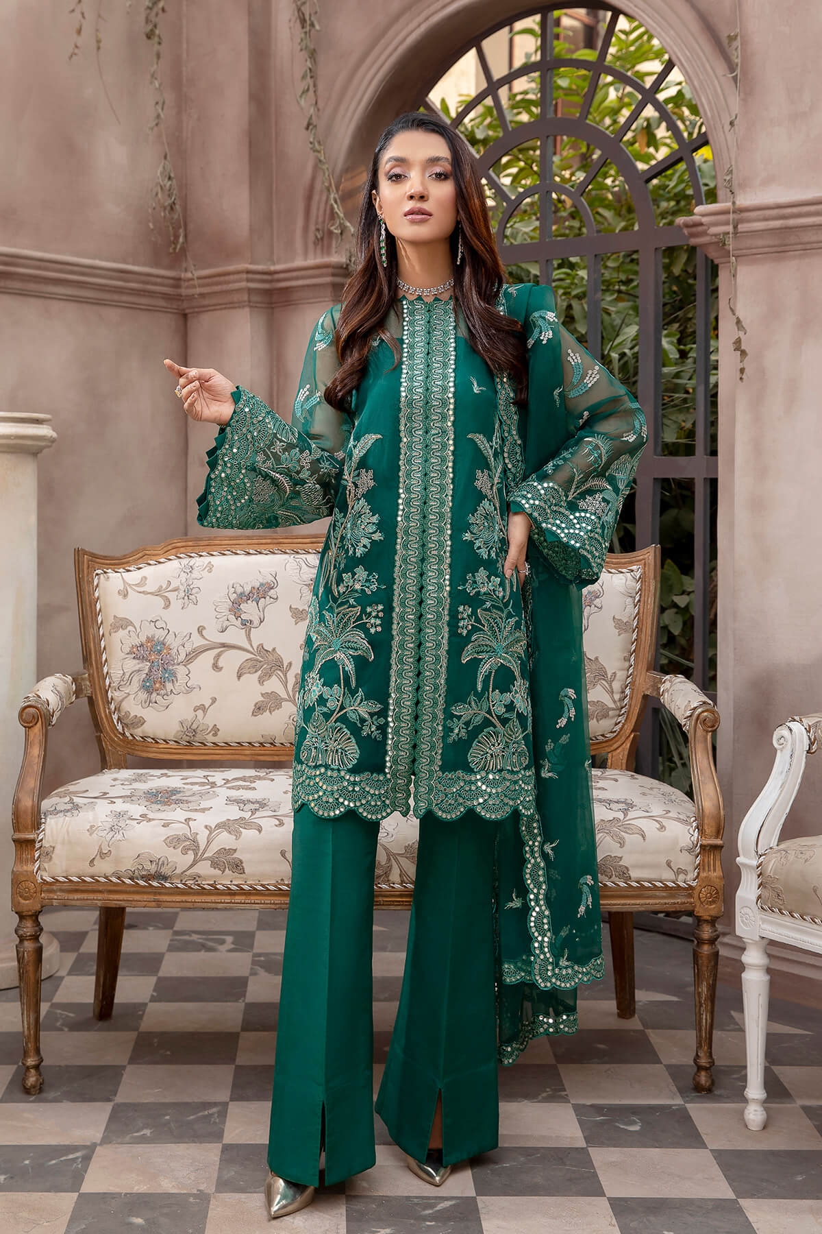 Pakistani Emerald Green Embroidered Organza & Silk Jacket Set (4-Piece) - Image 2