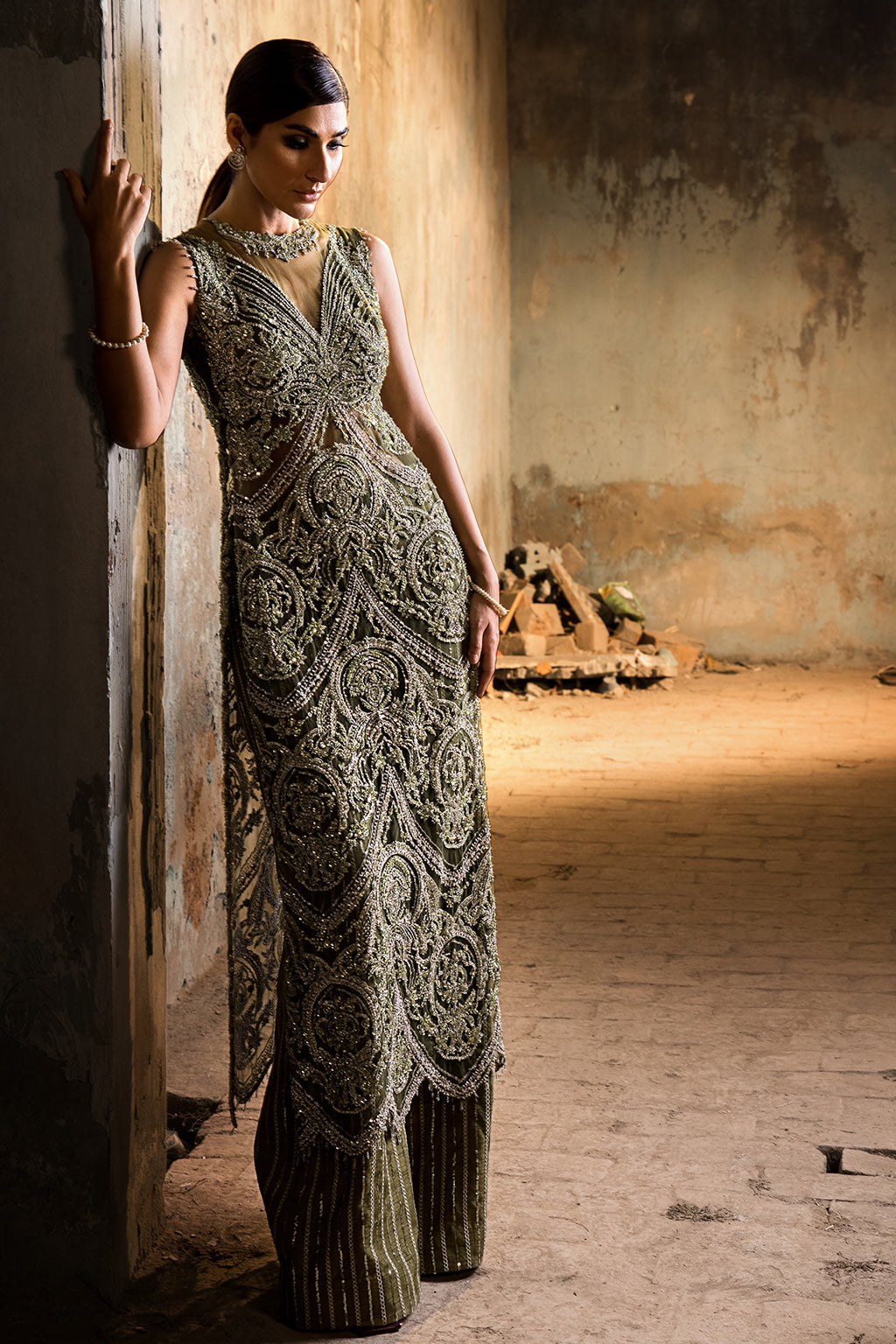 Pakistani Mehndi Green Embellished Organza Silk-Blend Salwar Kameez (2-Piece) - Image 7