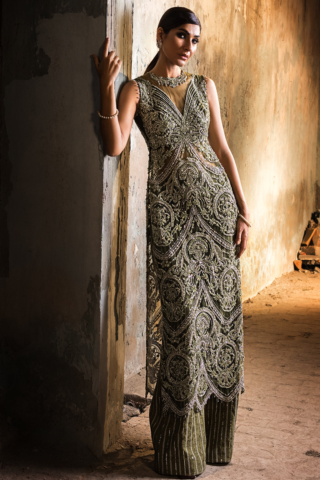 Pakistani Mehndi Green Embellished Organza Silk-Blend Salwar Kameez (2-Piece) - Image 8