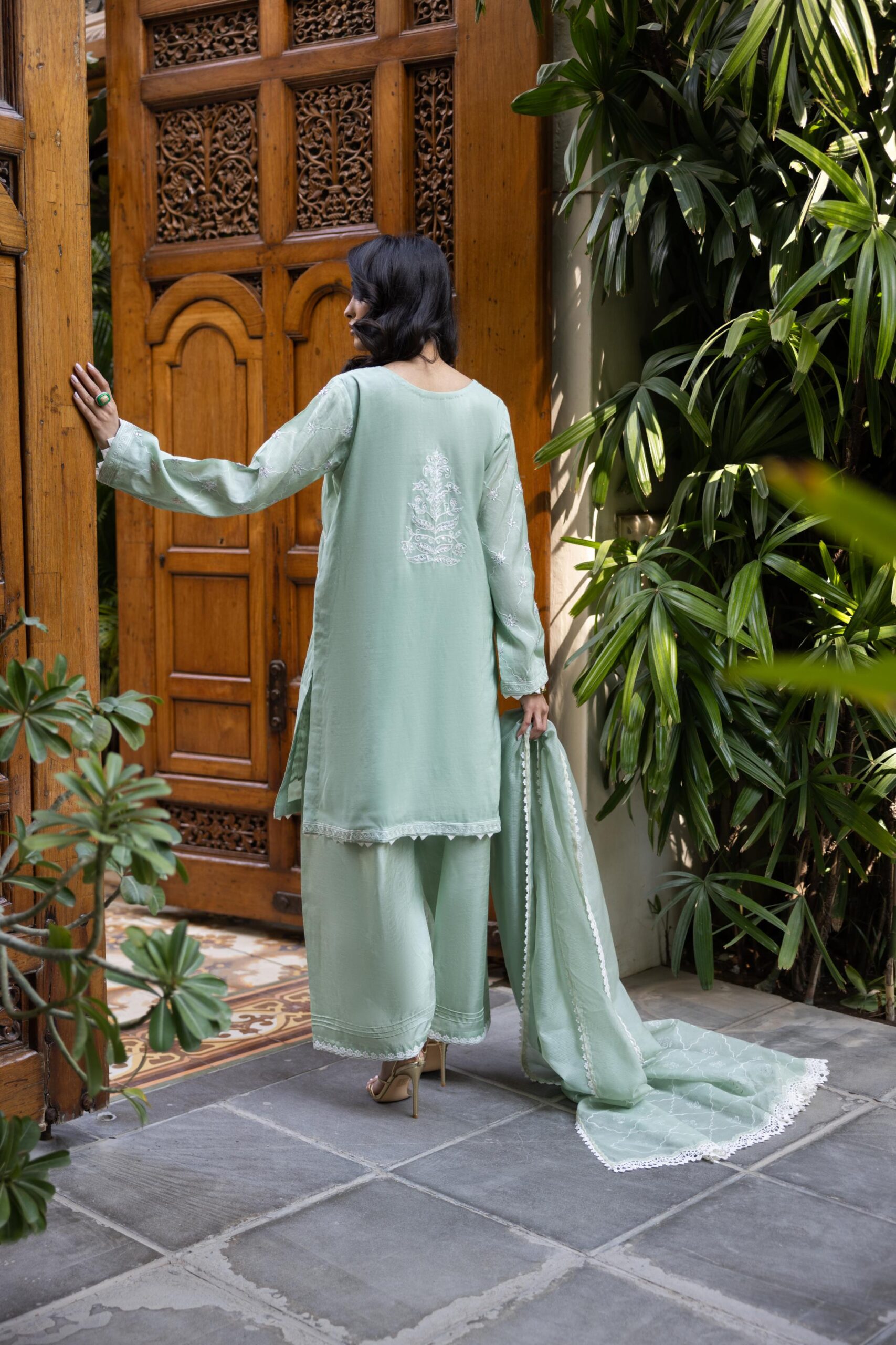 Pakistani Sea Green Arri Embroidered Paper Silk Kurta Set (3-Piece) - Image 4