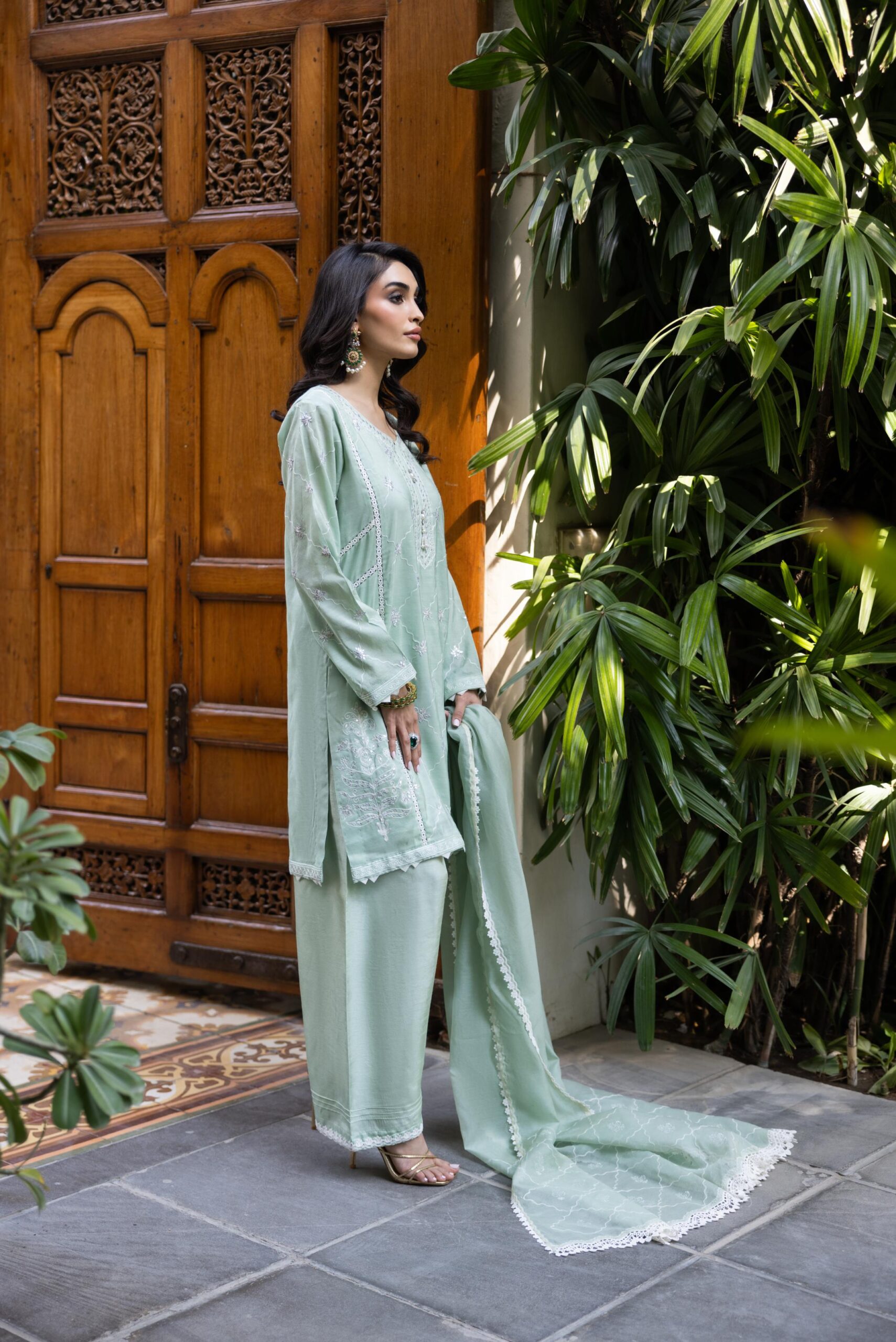 Pakistani Sea Green Arri Embroidered Paper Silk Kurta Set (3-Piece) - Image 5