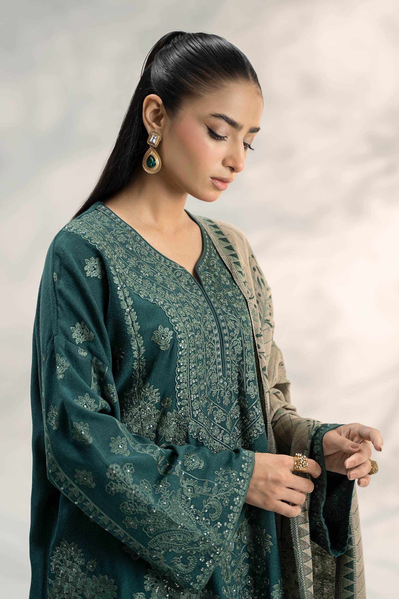 Pakistani Sea Green Embroidered Pashmina Wool 3-Piece Suit - Image 2