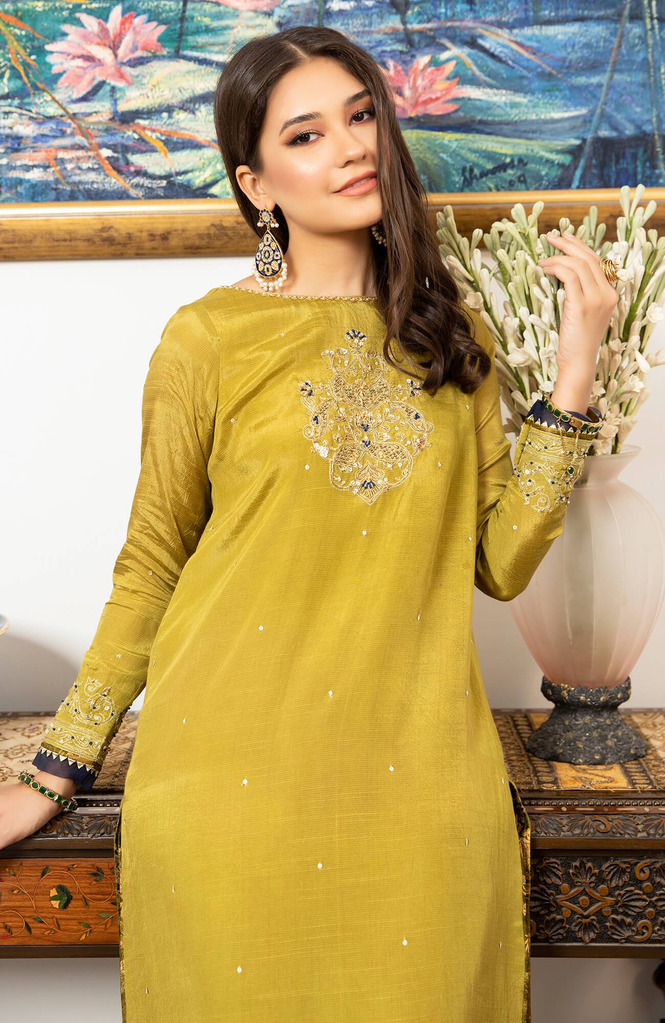 Dhaani Green Hand-Embellished PK Raw Silk Kurti (2-Piece) - Image 3
