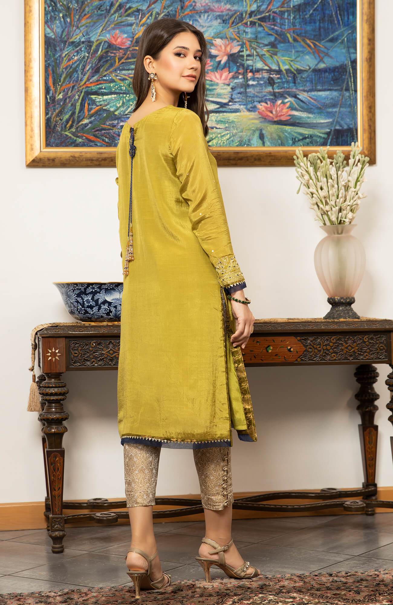 Dhaani Green Hand-Embellished PK Raw Silk Kurti (2-Piece) - Image 4
