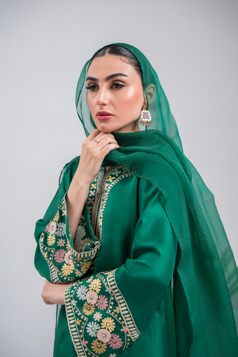 Pakistani Dark Green Aari Embroidered Silk Salwar Kameez (3-Piece) - Image 4