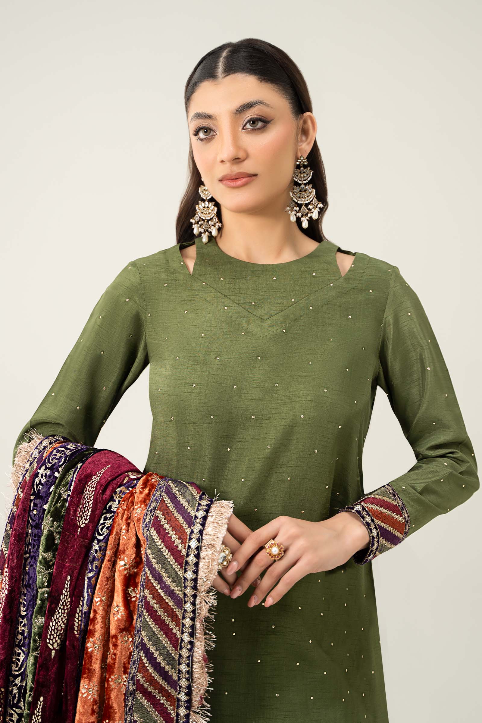 Pakistani Green Embroidered Raw Silk Straight-Cut Suit (3-Piece) - Image 2