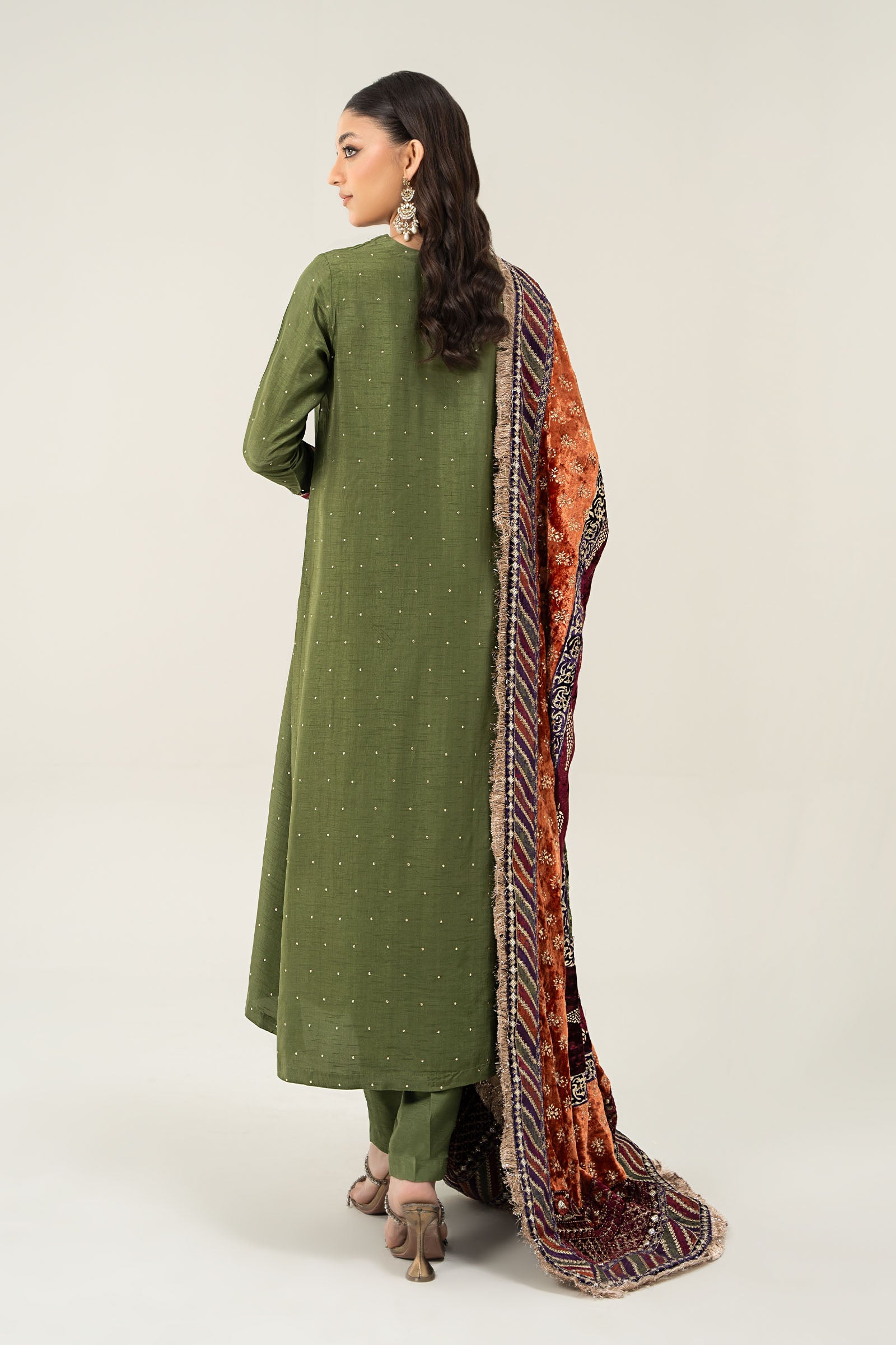 Pakistani Green Embroidered Raw Silk Straight-Cut Suit (3-Piece) - Image 6