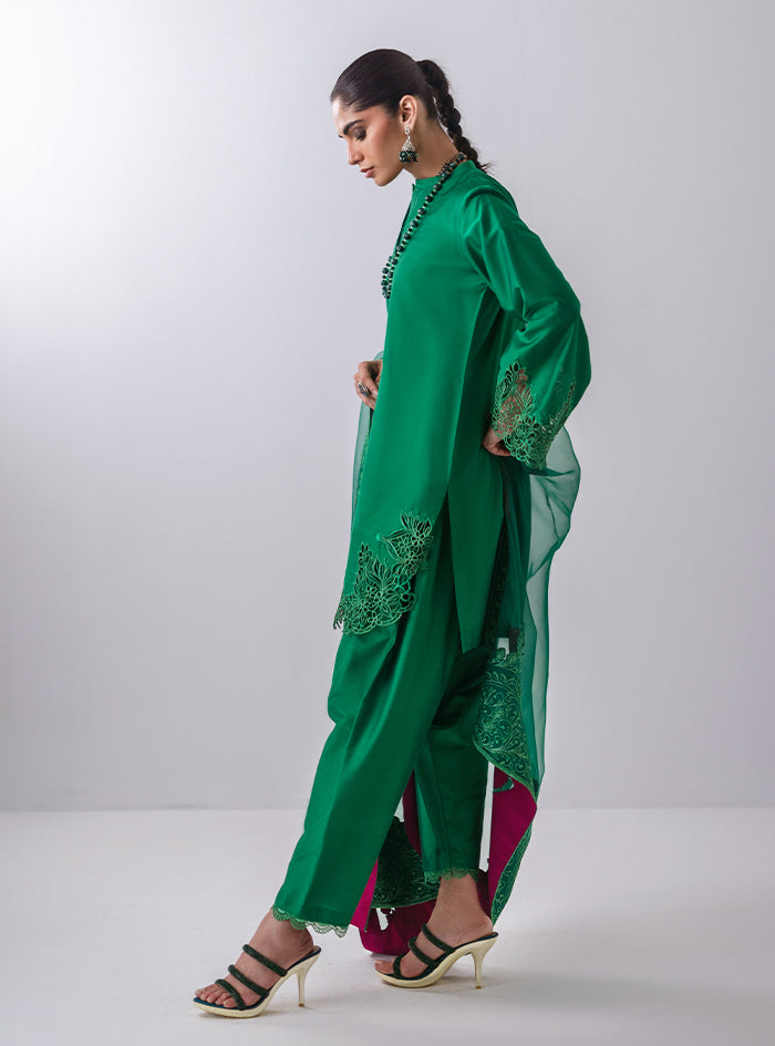 Pakistani Emerald Green Cutwork Raw Silk Kurta Set (3-Piece) - Image 4