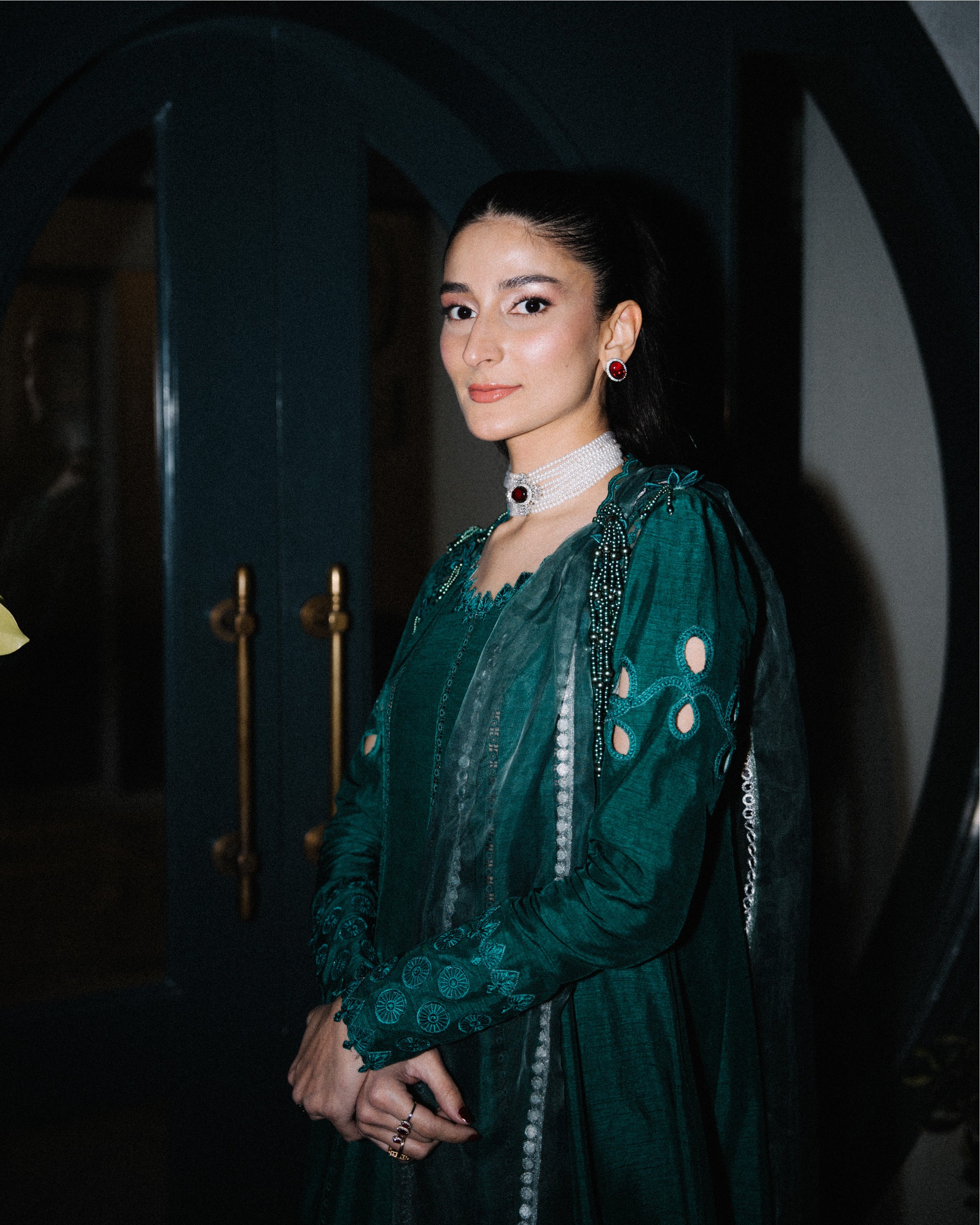 Pakistani Emerald Green Cutwork Raw Silk Salwar Kameez (3-Piece) - Image 2