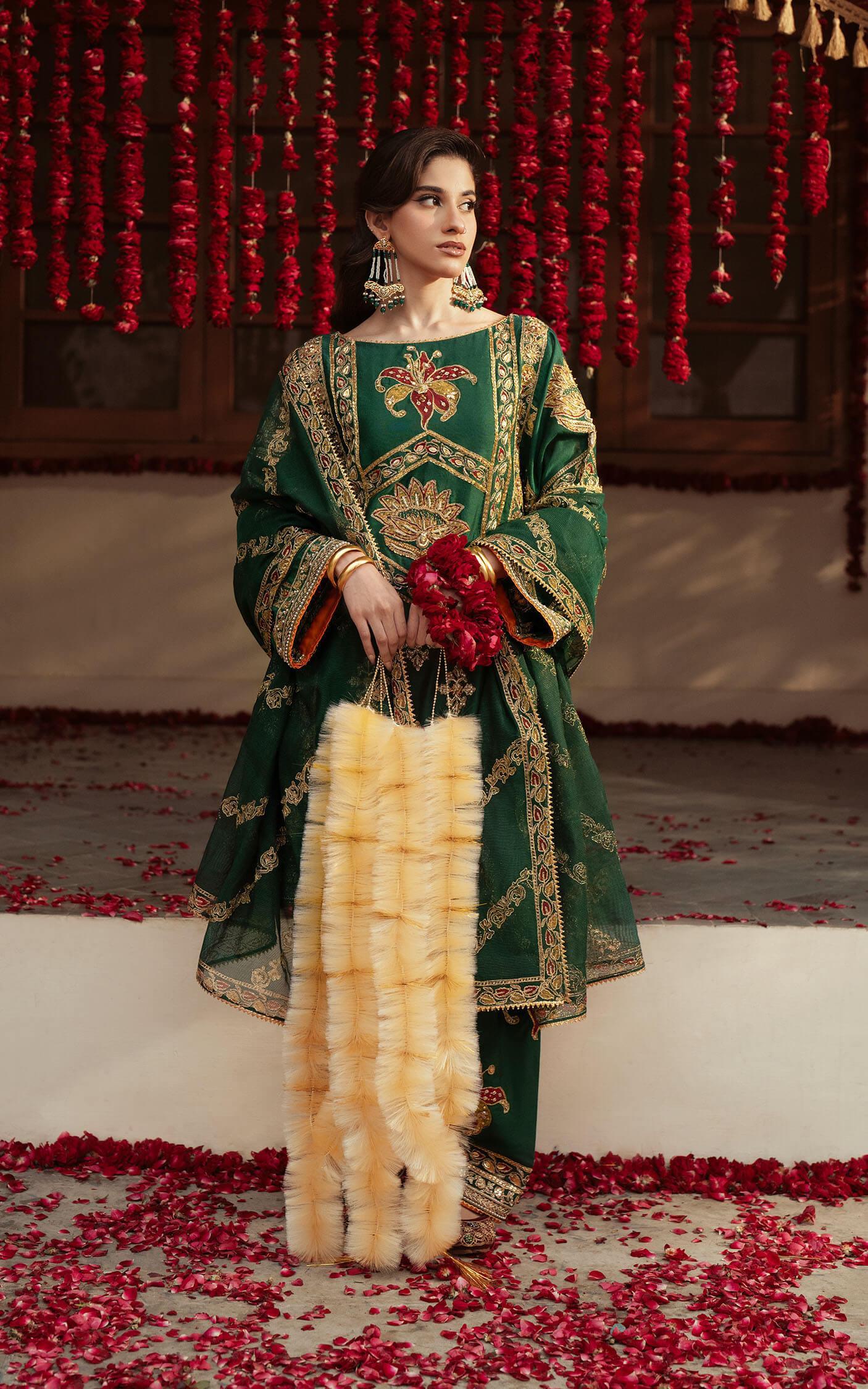 Emerald Green Embroidered Raw Silk Kurta Set (3-Piece) - Image 5