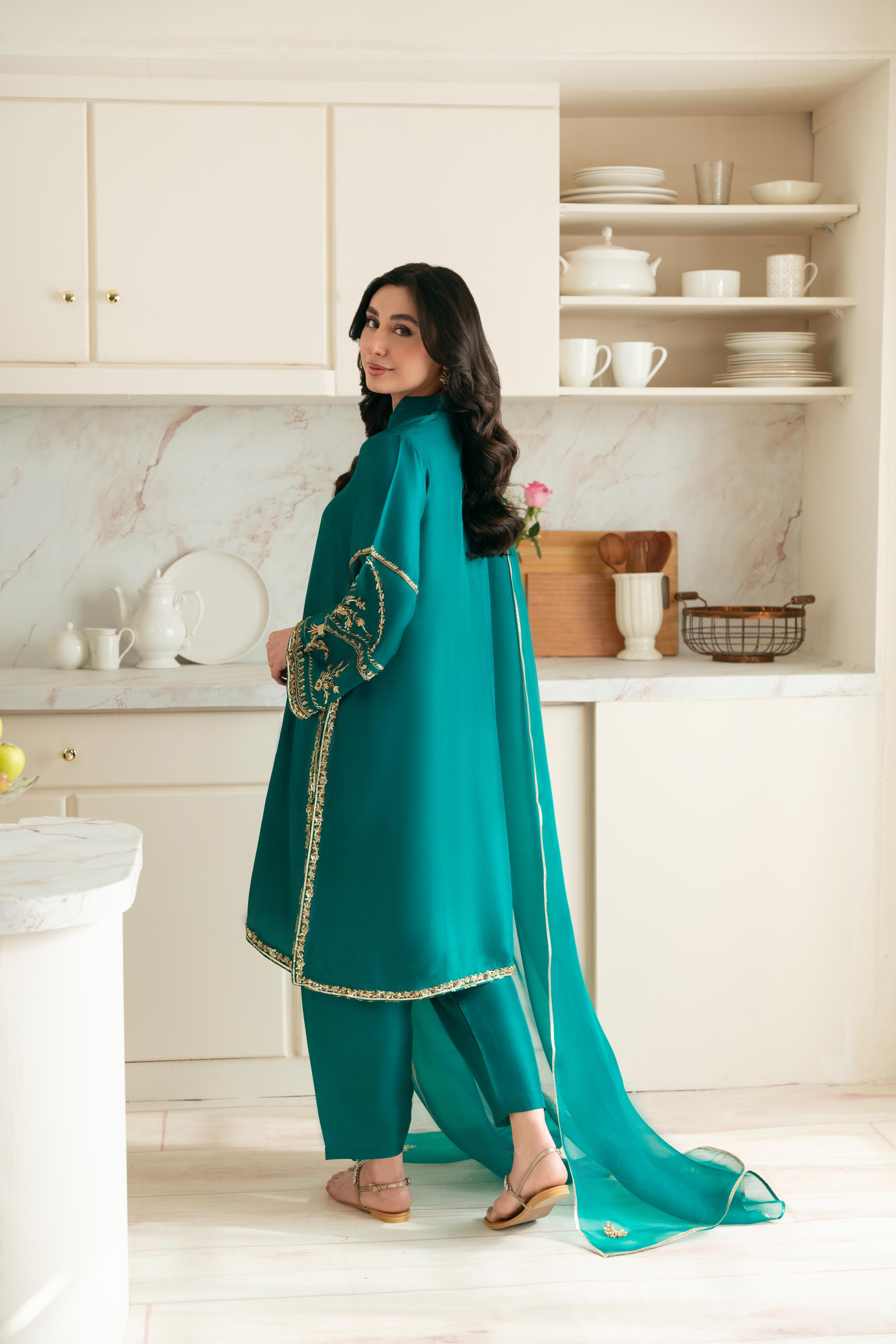 Emerald Green Hand Ada Work Silk Salwar Kameez (3-Piece) - Image 3