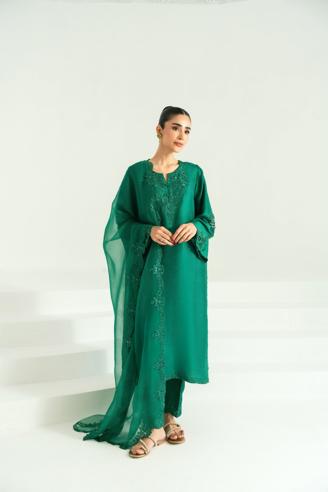 Pakistani Emerald Green Hand Embroidered Silk Kameez (3-Piece) - Image 8