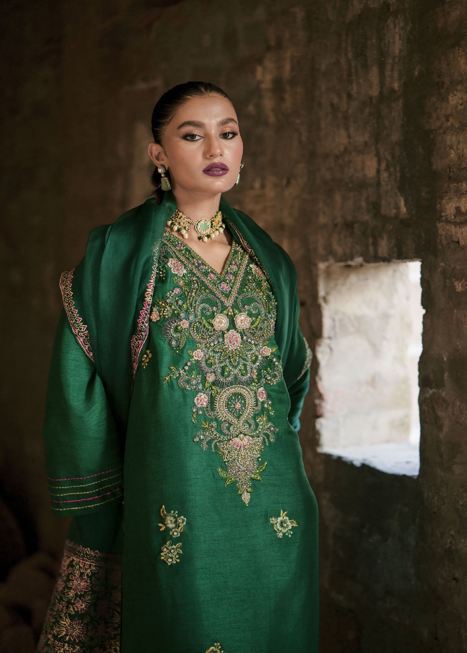 Bottle Green Embroidered Raw Silk Kurta Set (3-Piece) - Image 4