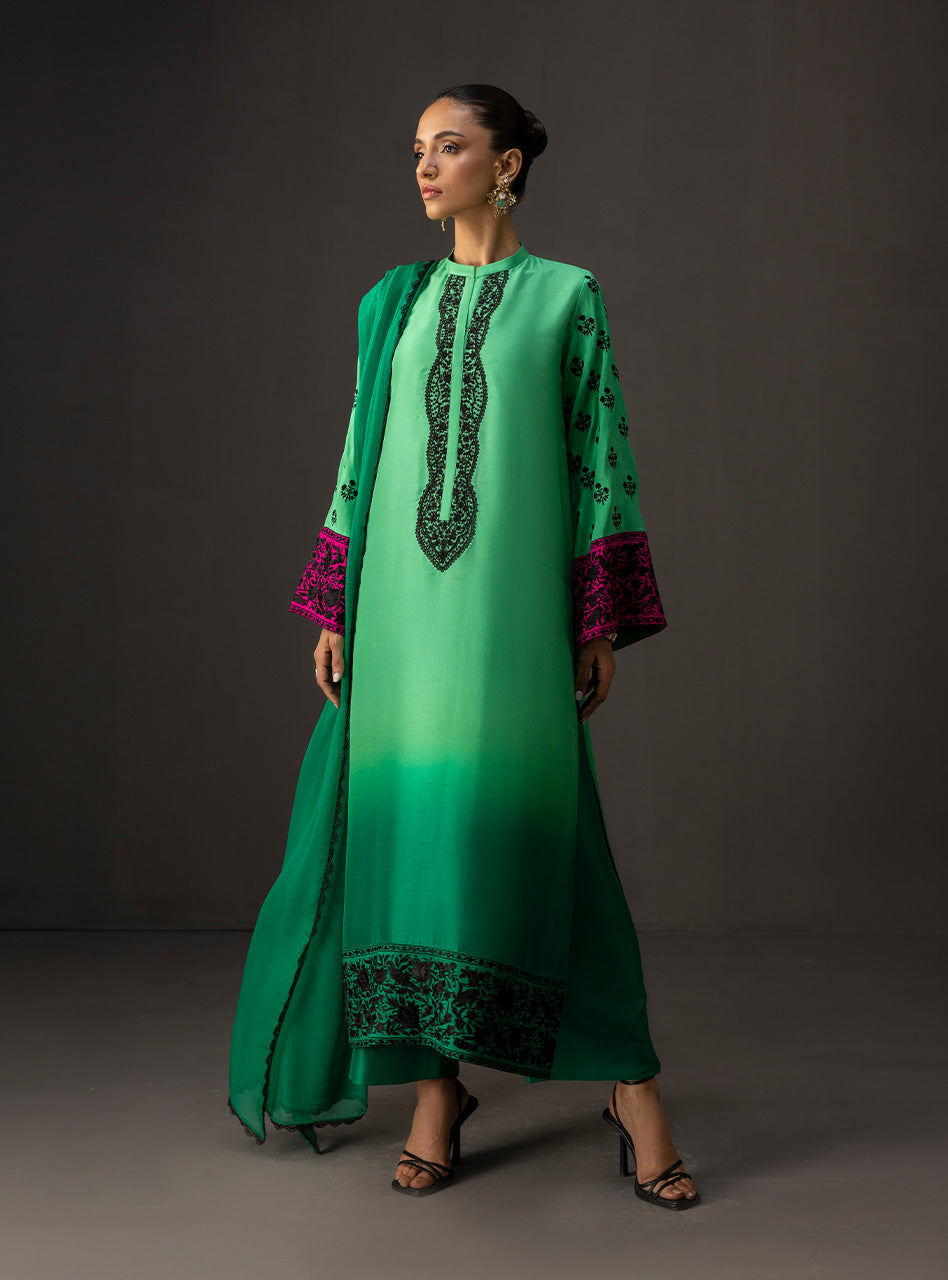 Emerald Embroidered Raw Silk 3-Piece Suit - Image 6