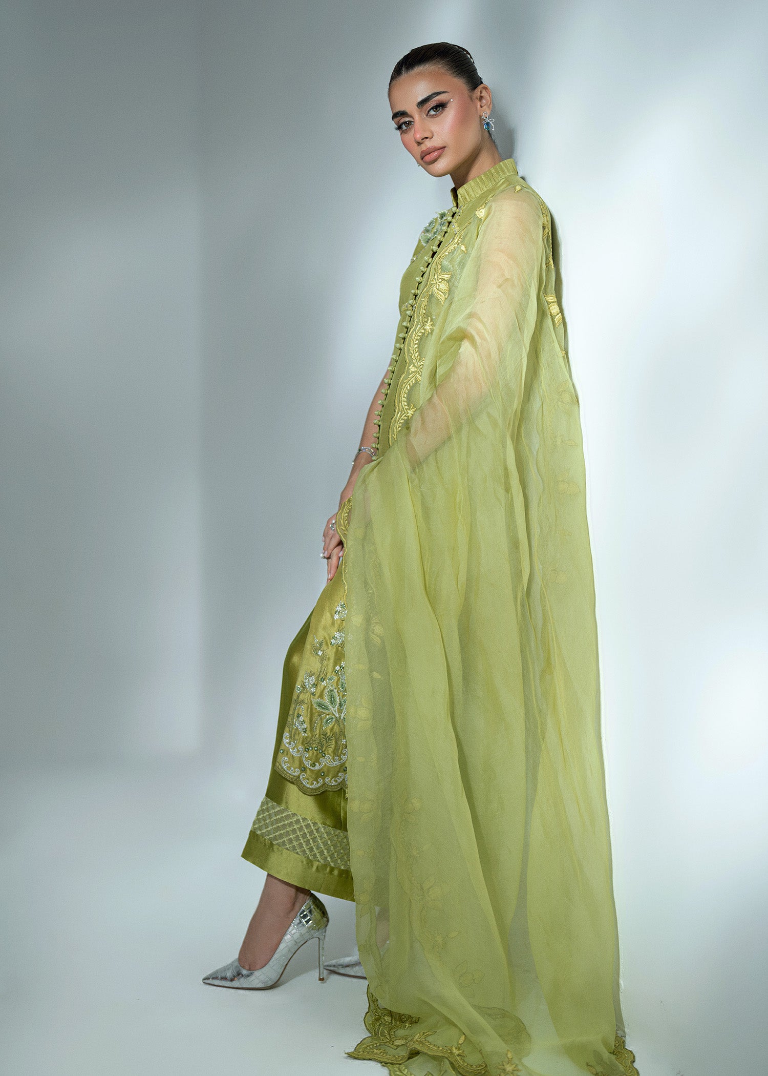 Dhaani Green Embroidered Pure Silk Salwar Kameez (3-Piece) - Image 11